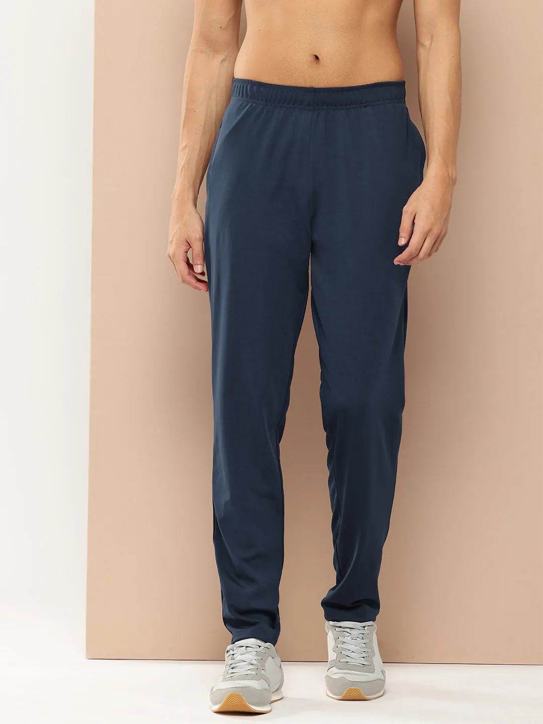 Ease And Elevate Track Pant Heat Control