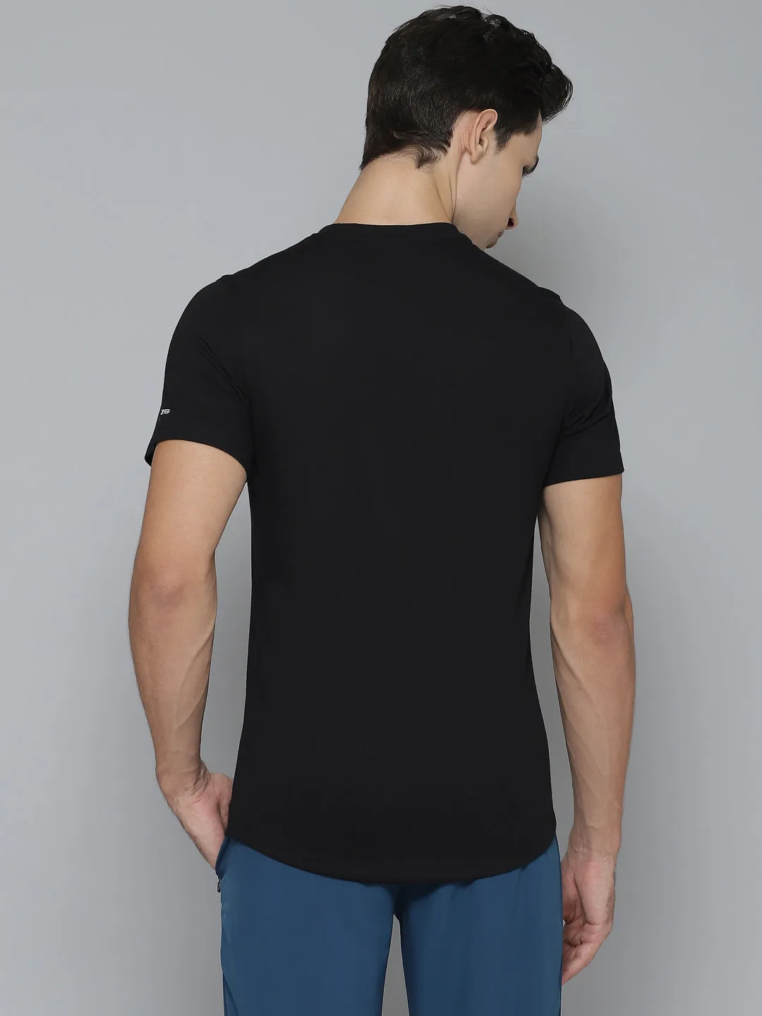 Alcis Men Solid Black Tshirts Holiday Glow WaterRepellent Finish