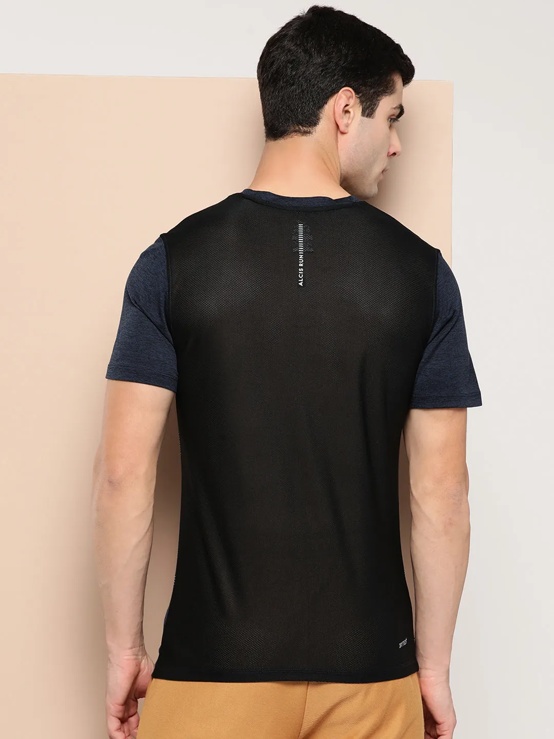 New Day Walk Mood Alcis Men Printed Slim Fit T-shirt
