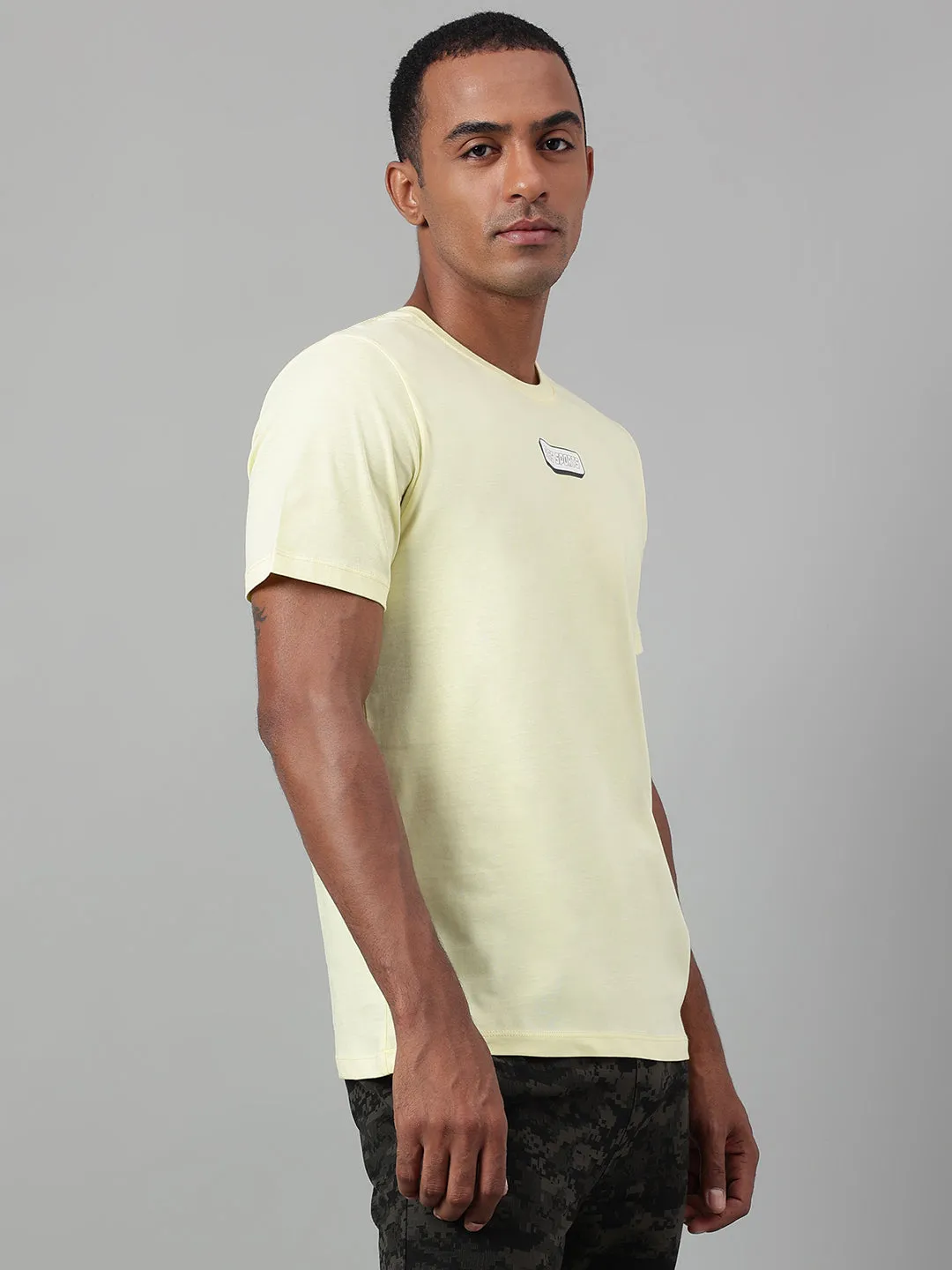 Alcis Men's Printed Light Yellow Soft-Touch Regular-Fit Athleisure T-Shirt Holiday Ease Street Sport