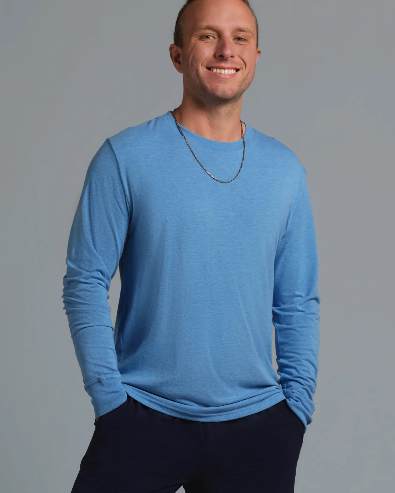 Island Vibe DoubleStitched F45 Armband SuperBlend LS T-Shirt
