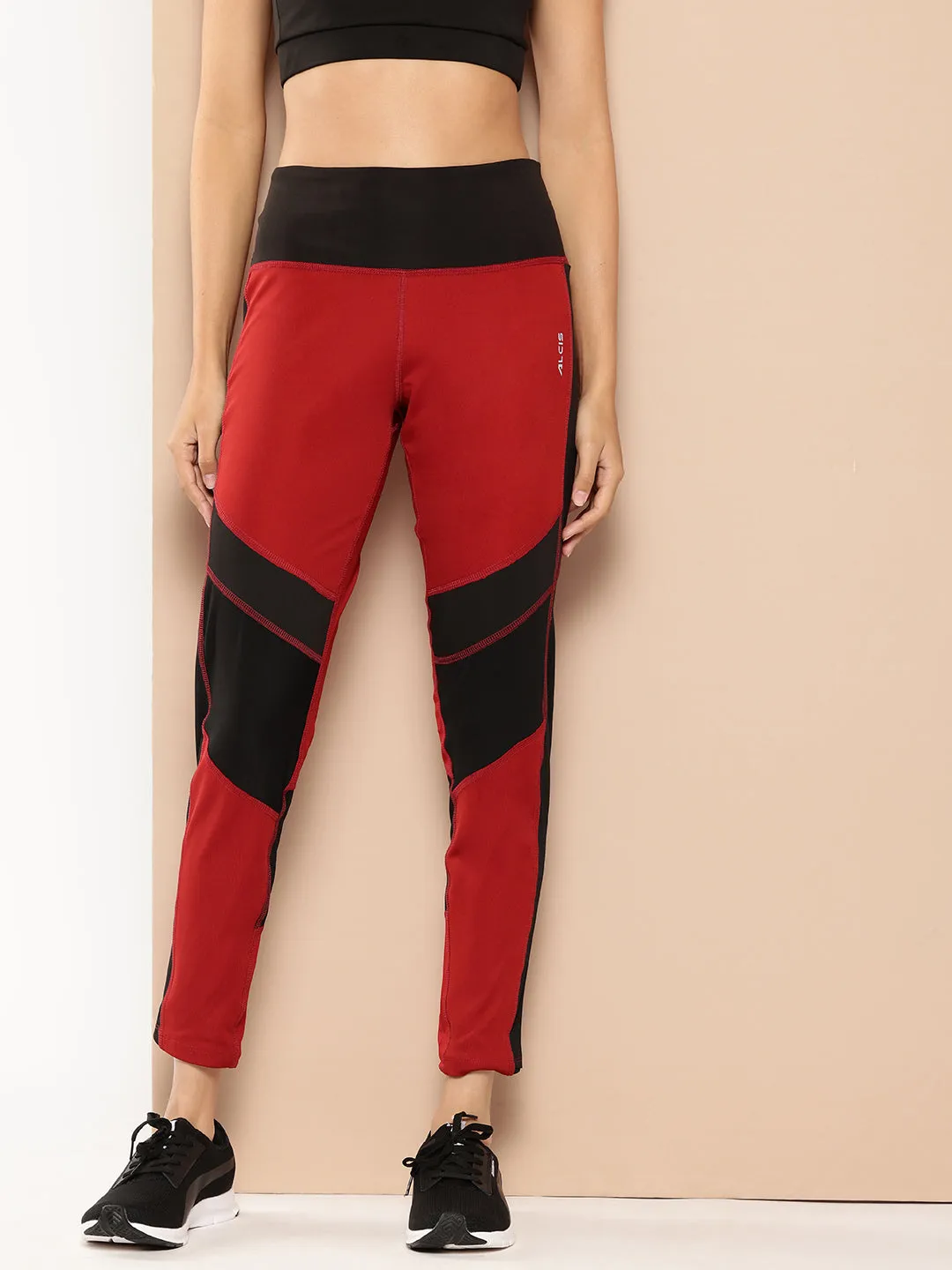 Seamless Design Plus Size Alcis Women Maroon and Black Colourblocked Tights