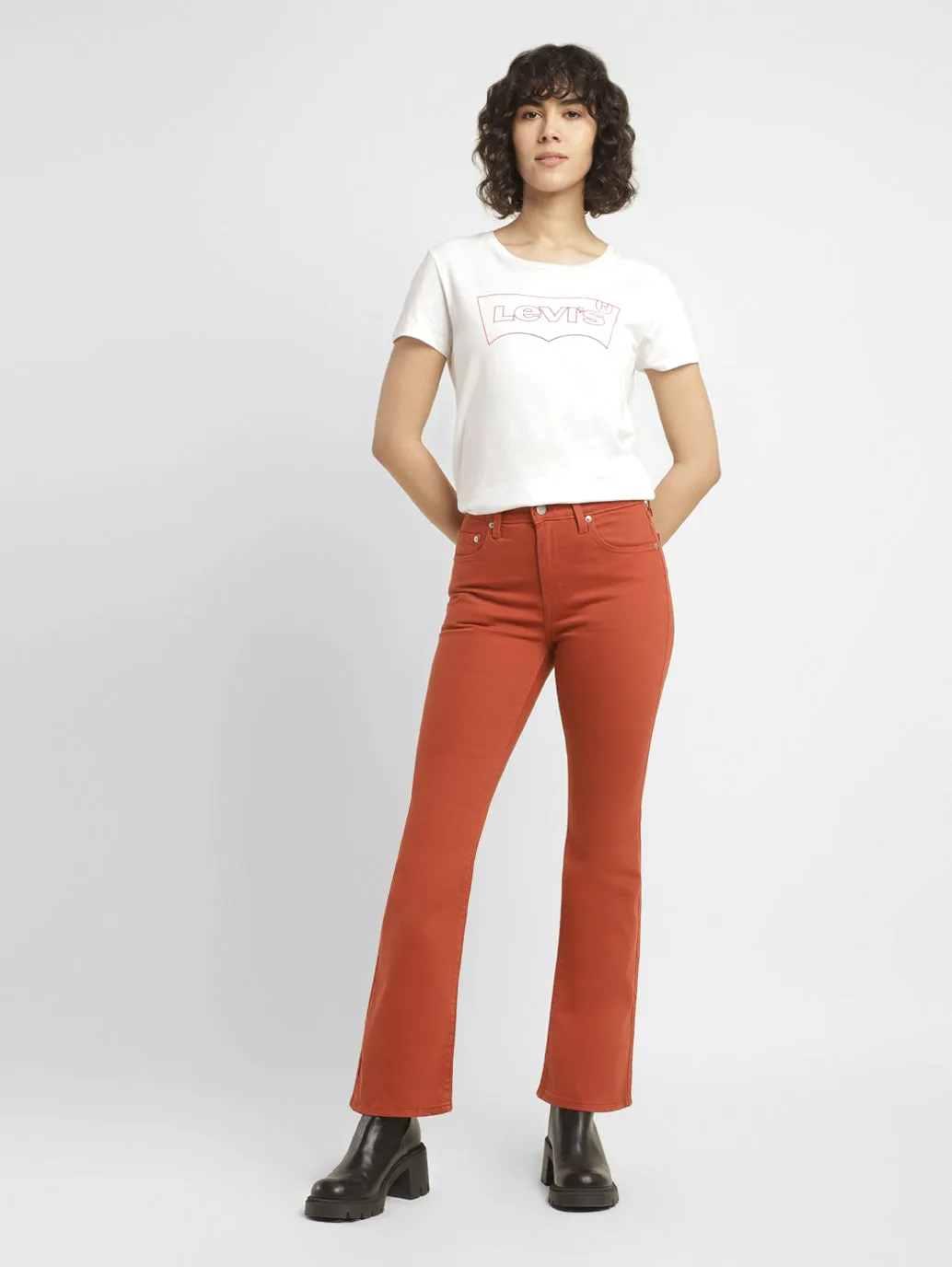 Women's 725 Orange Flared Fit High Rise Jeans Daily Look