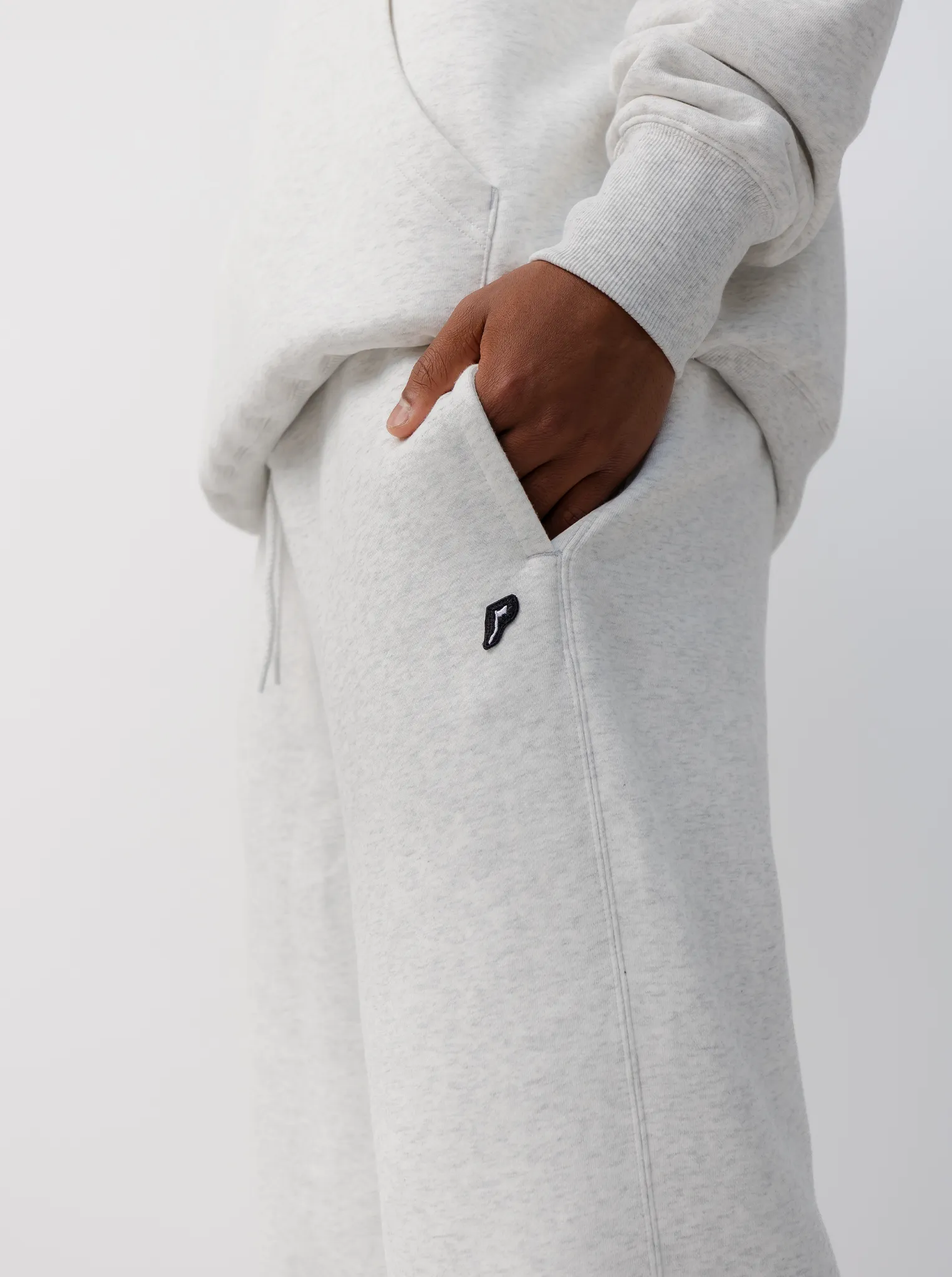 Cuffed Sweatpant Office Wear Effortless Look
