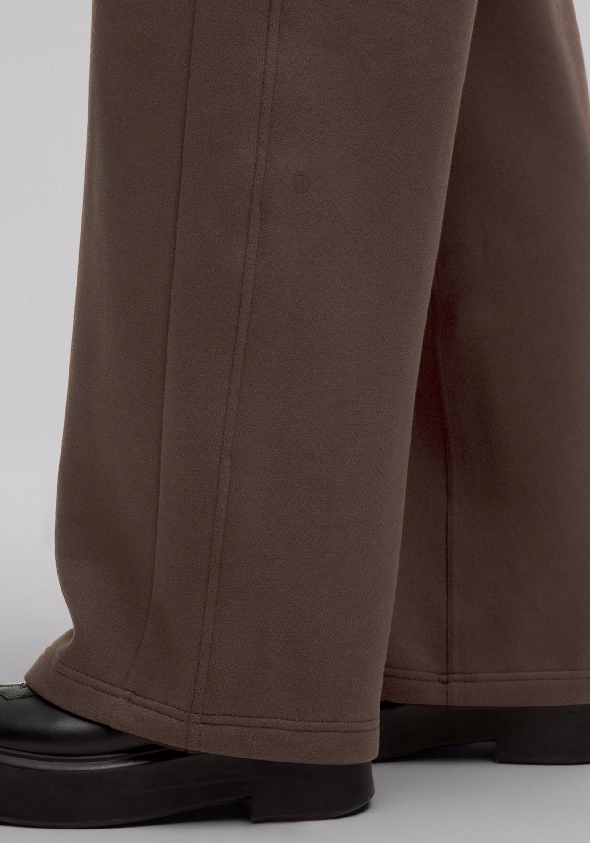 Durable Twill ElasticCuffs Scuba Mid-Rise Wide-Leg Pant | Regular