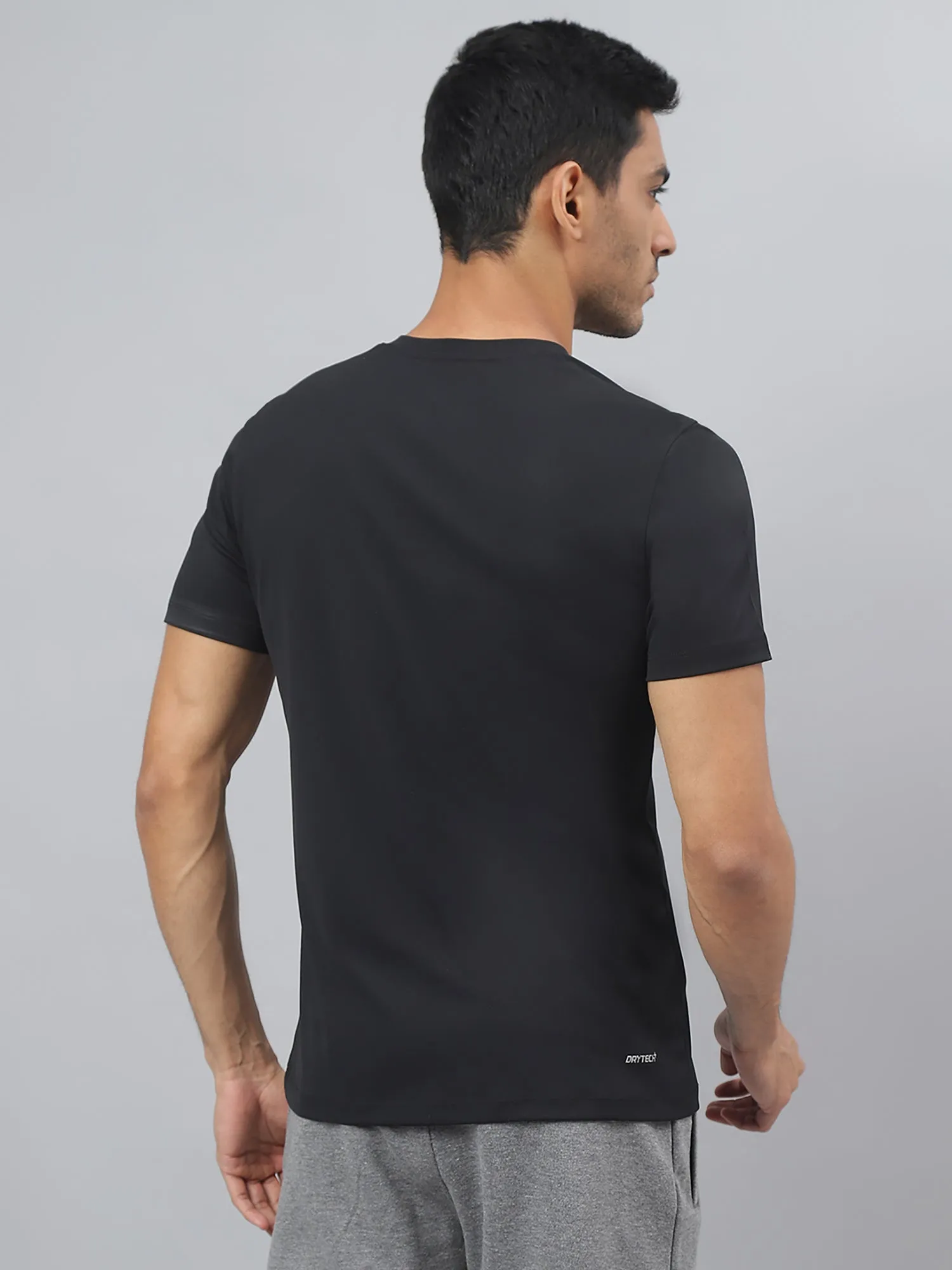 Lake Mood Alcis Men Black Anti-Static Soft-Touch Slim-Fit Sports for All Round Neck Wonder T-Shirt