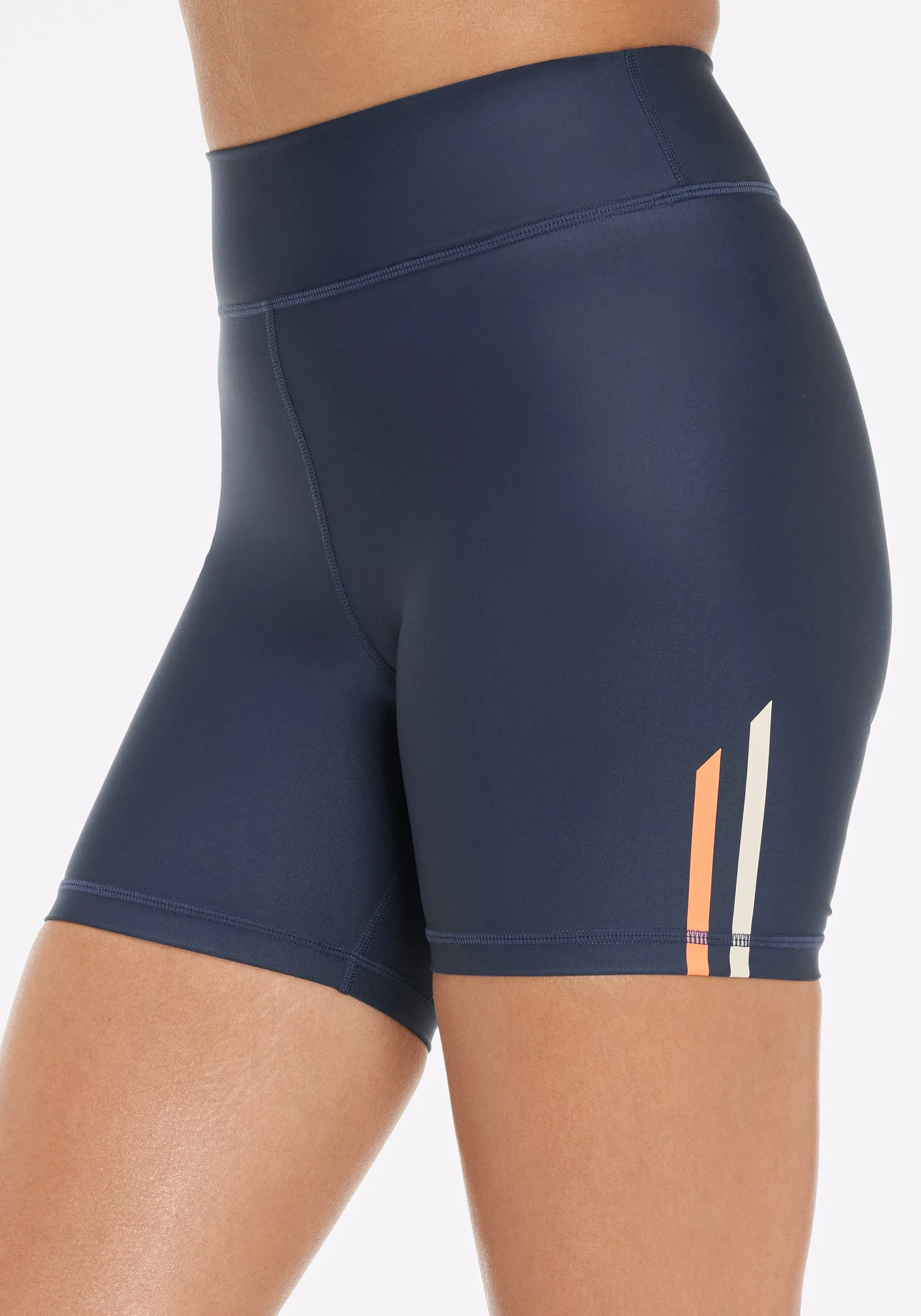 Low Profile Zipper 5" Spin Short