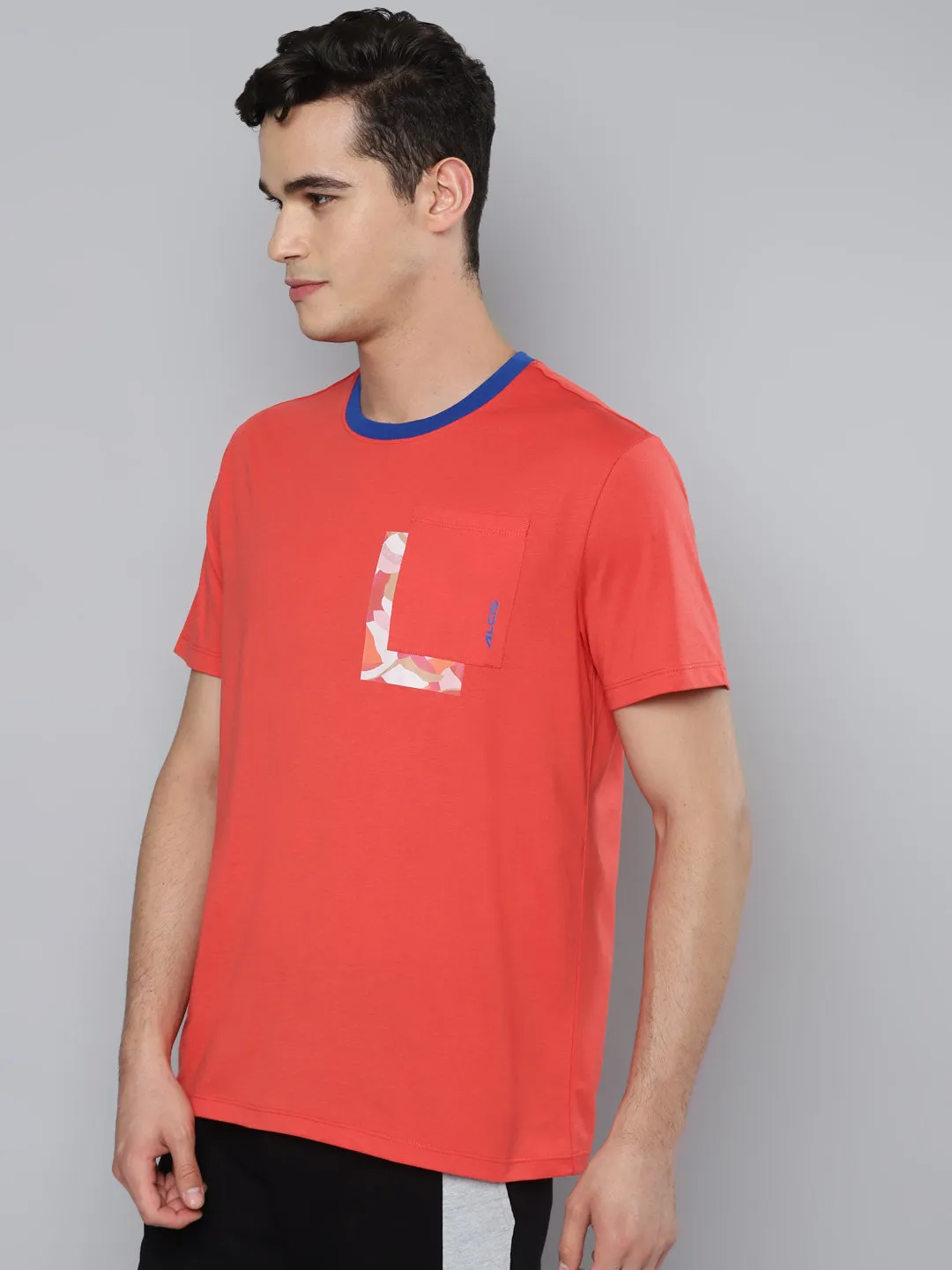 CompactPackableDesign Alcis Men Coral Red Slim Fit Running T-shirt