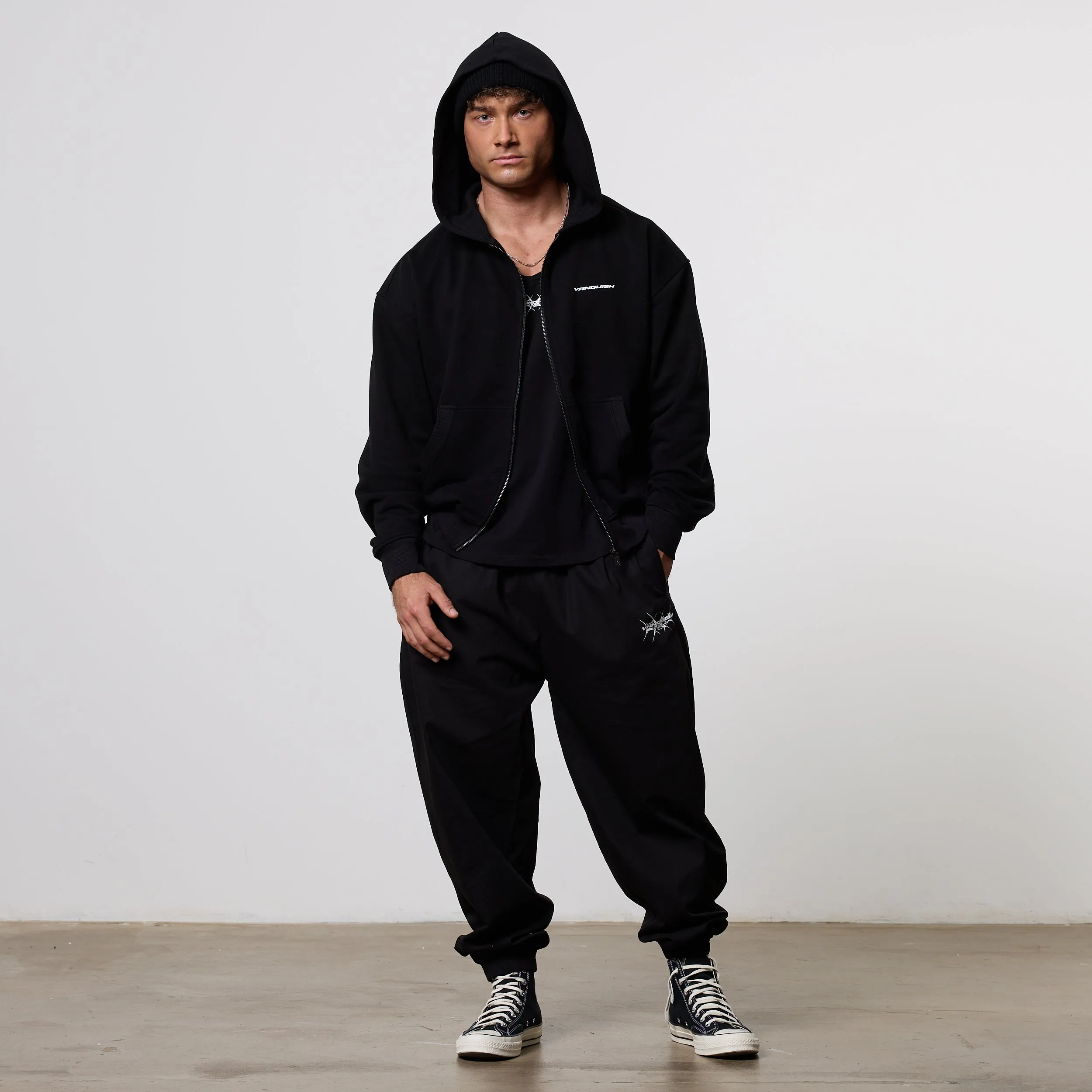 Vanquish x DT Lift Heavy Black Oversized Full Zip Hoodie Street Mood Trend Style