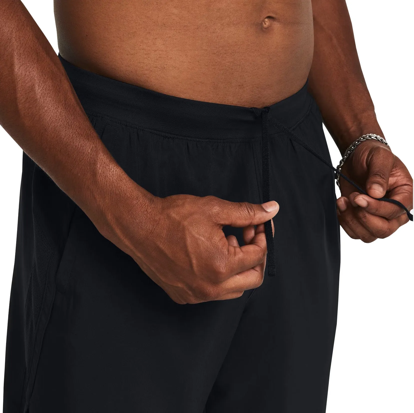 Under Armour Launch 7 Inch Mens Running Shorts - Black Effortless Comfort