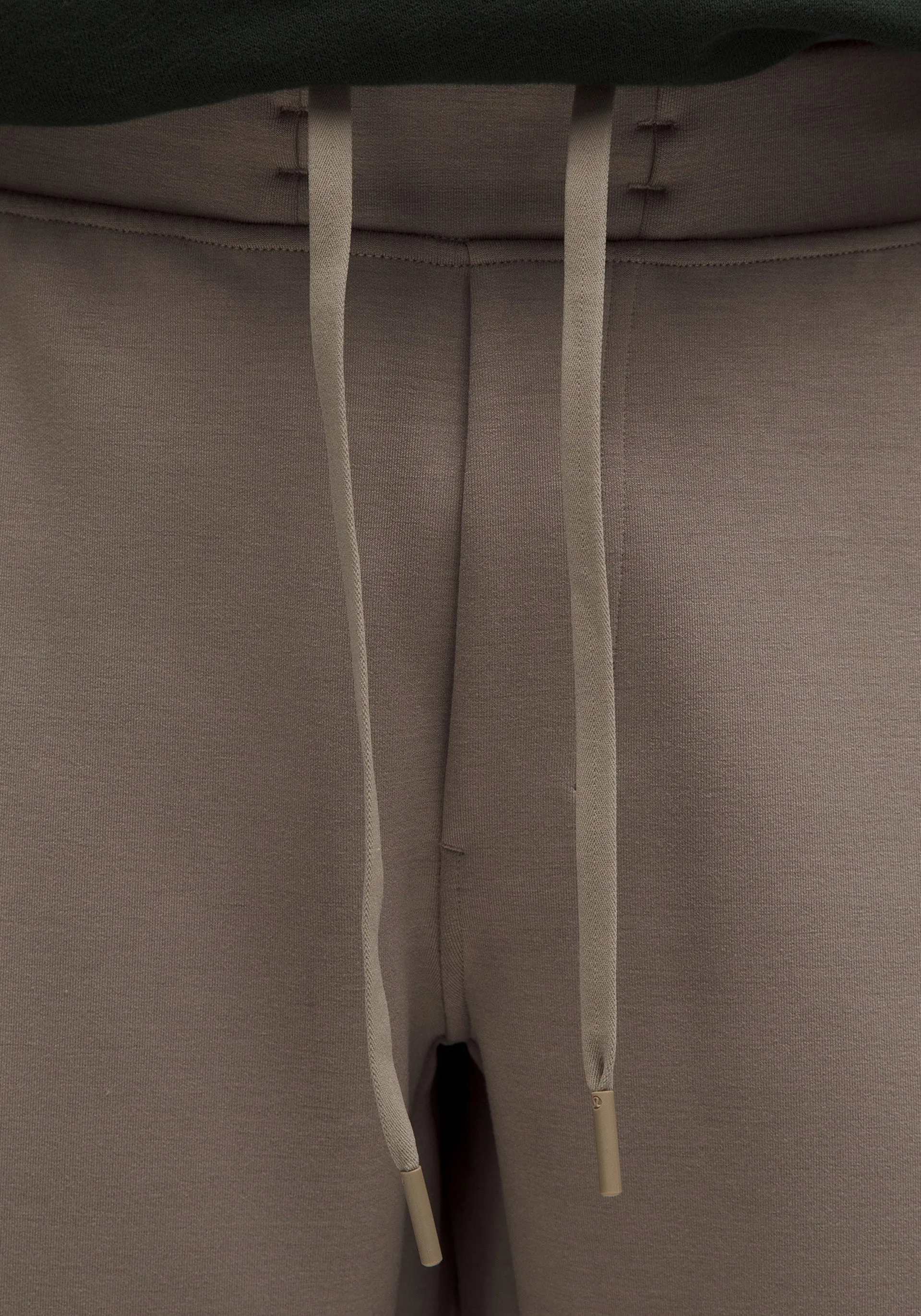 Light Wear Functional Design Smooth Spacer Short 7"