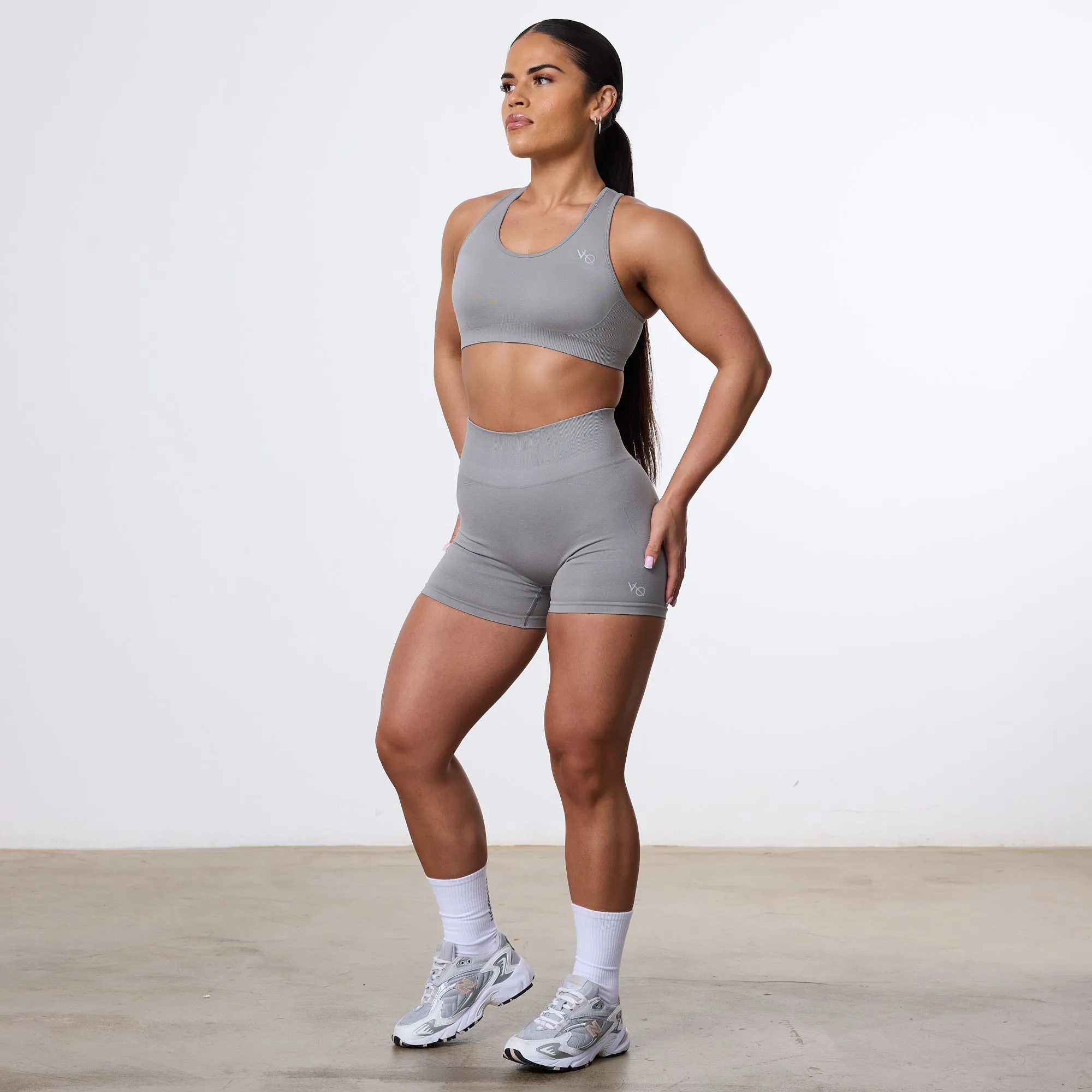 Vanquish Elevate Seamless Smoke Grey Support Bra Thermoregulating Fibers Minimalist Design