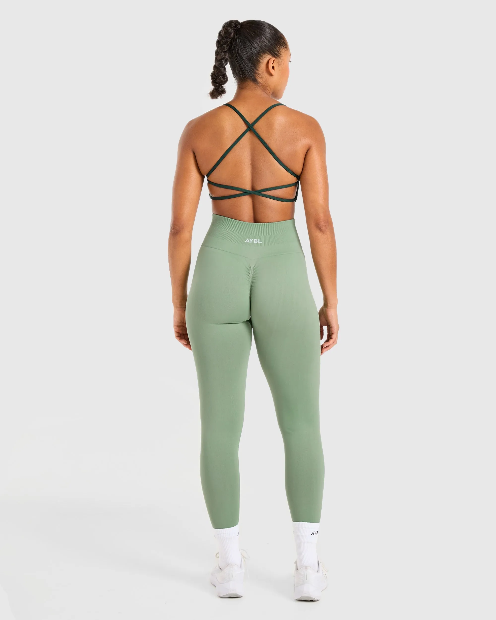 Essential Crossback Sports Bra - Deep Green Seamless Band Seam-Free