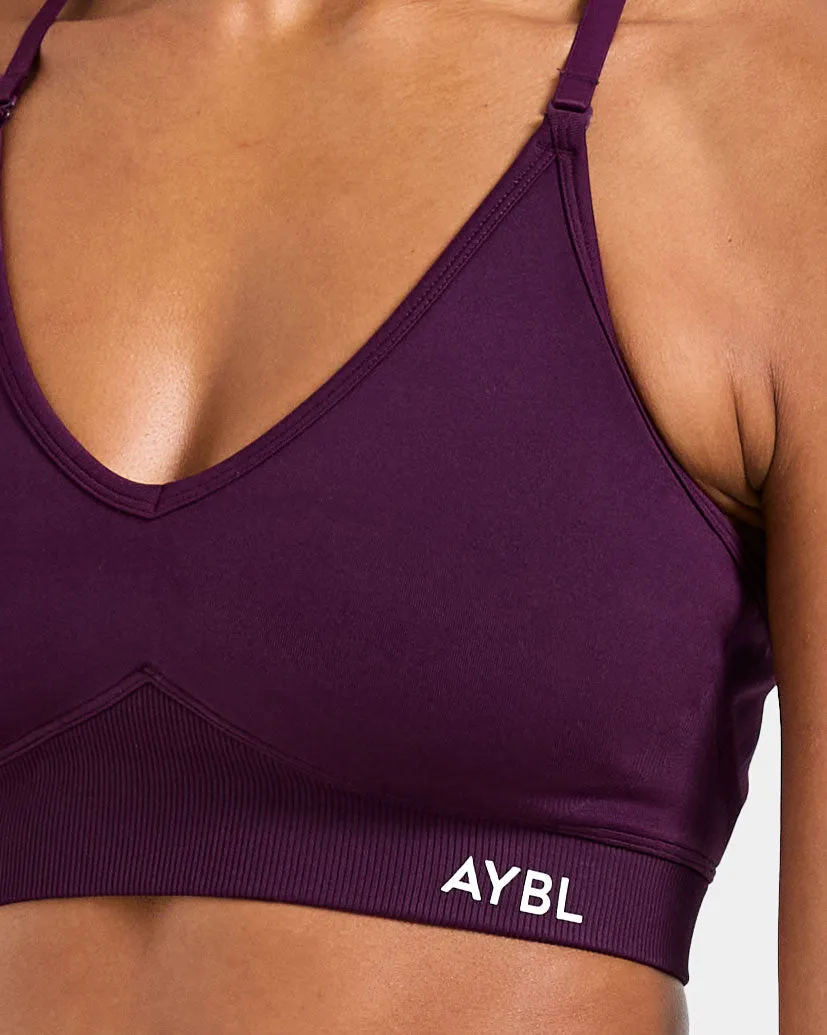 Smooth Surface Adapt Seamless Sports Bra - Midnight Plum