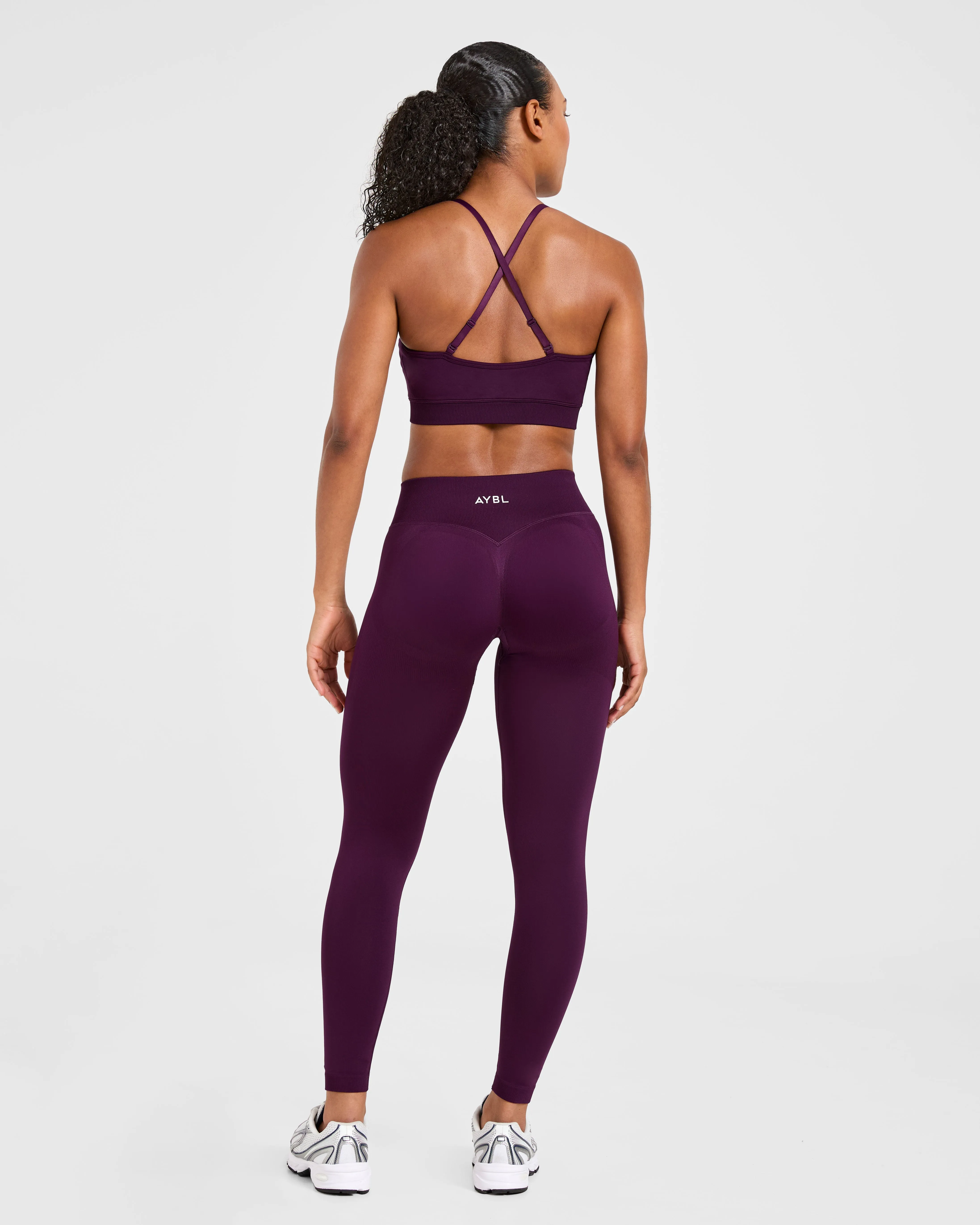 Adapt Seamless Sports Bra - Midnight Plum Zigzag stitching