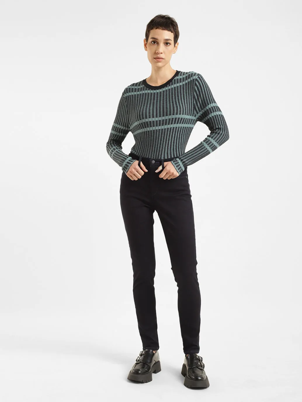 Women's 721 Navy Blue Skinny Fit High Rise Jeans Premium Cotton Blend Outfit Plan