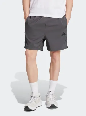 3-Stripes Chelsea Short Stretchy Hemline