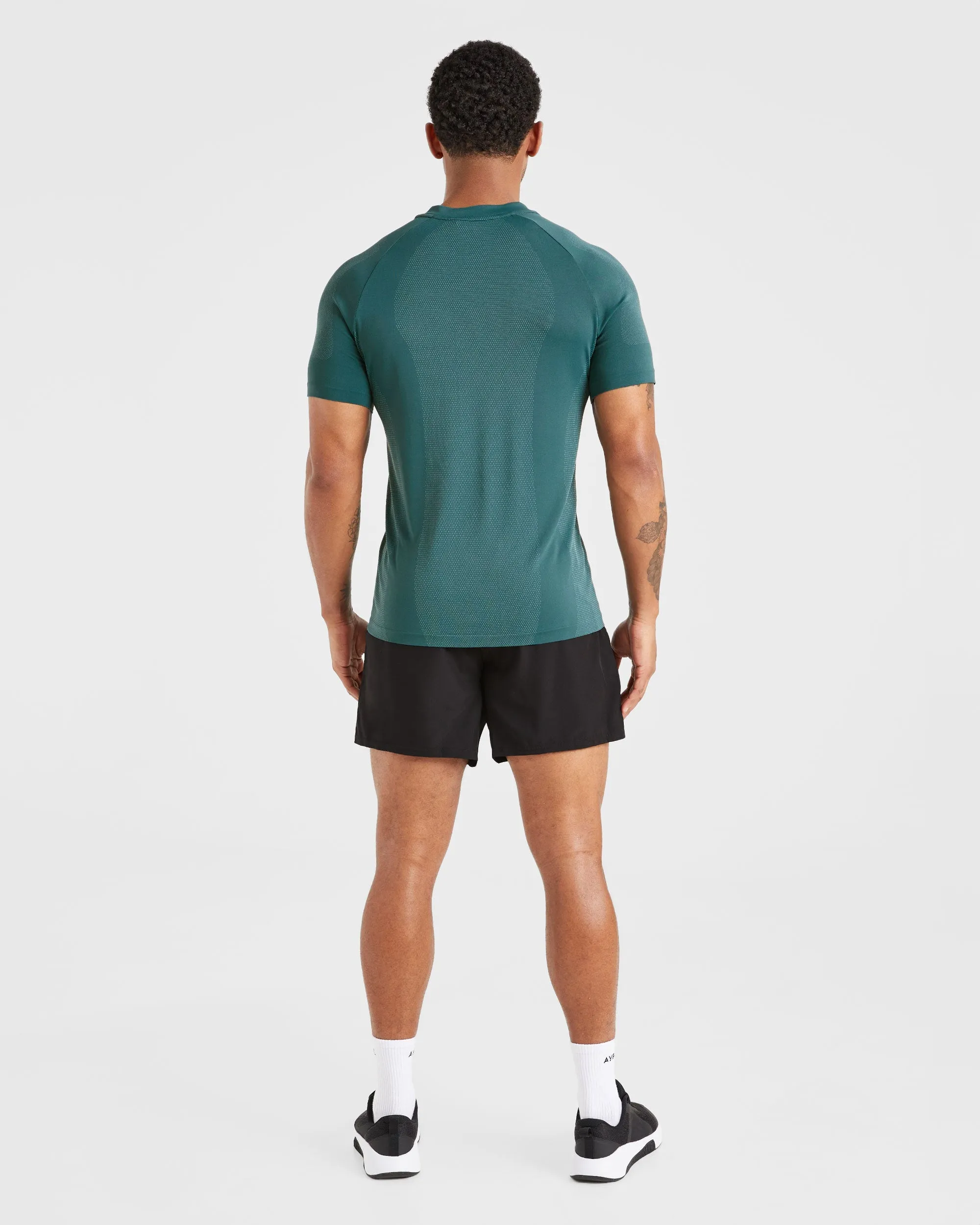 Set In Sleeve Attain Seamless T Shirt - Pine Forest