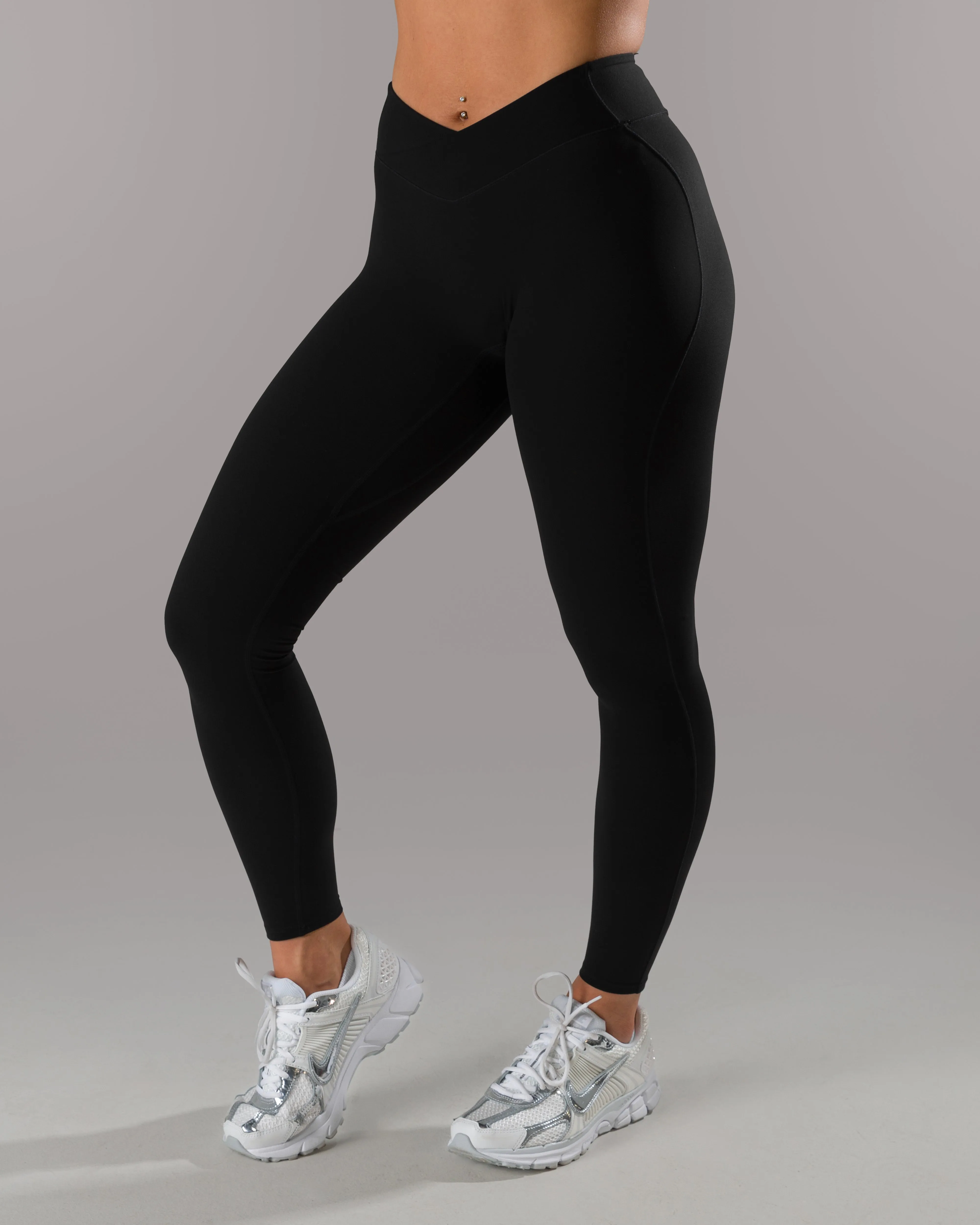 Pro Athlete Weekend Trip Wrap Legging - Black