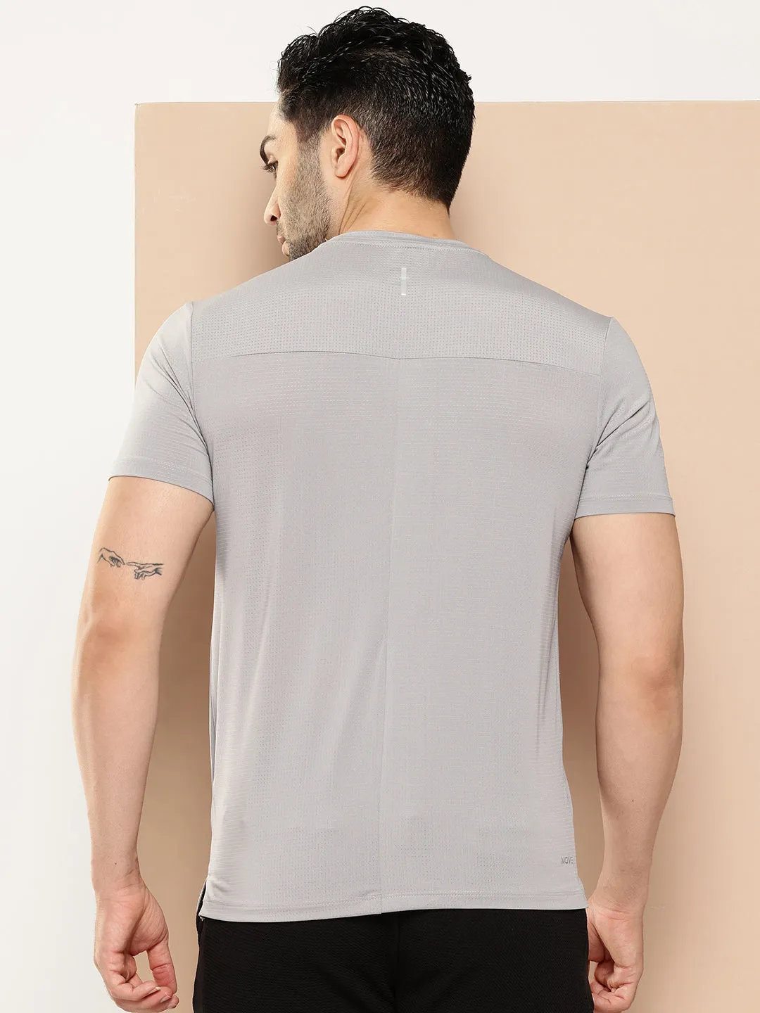 QuickRelease Closure Loose Thread IMPACT MESH TEE