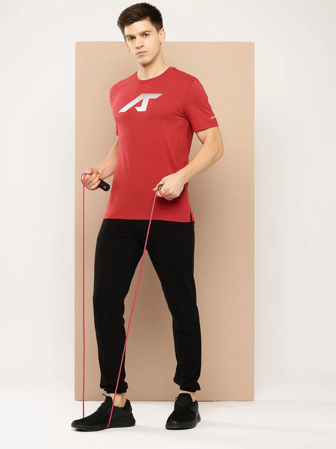 AntiPillingTechnology Alcis Men Red Graphic Print Soft-Touch Regular-Fit Athleisure T-Shirt