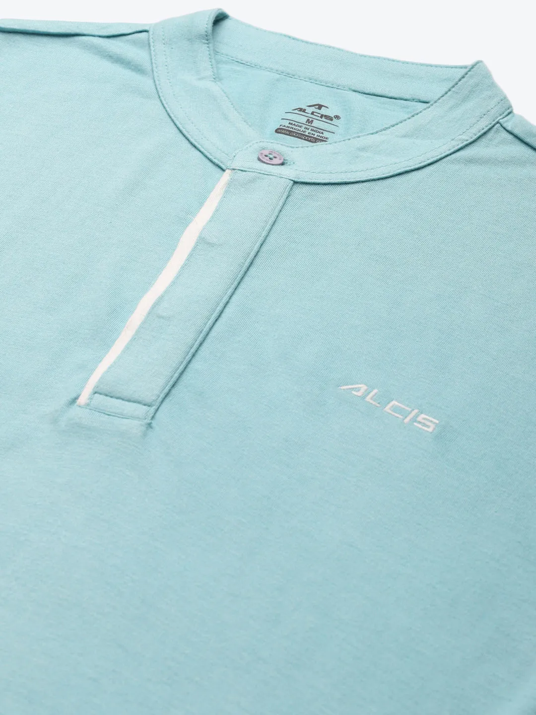 Late Breeze Cool Frame Alcis Men Blue Solid Mandarin Collar T-shirt