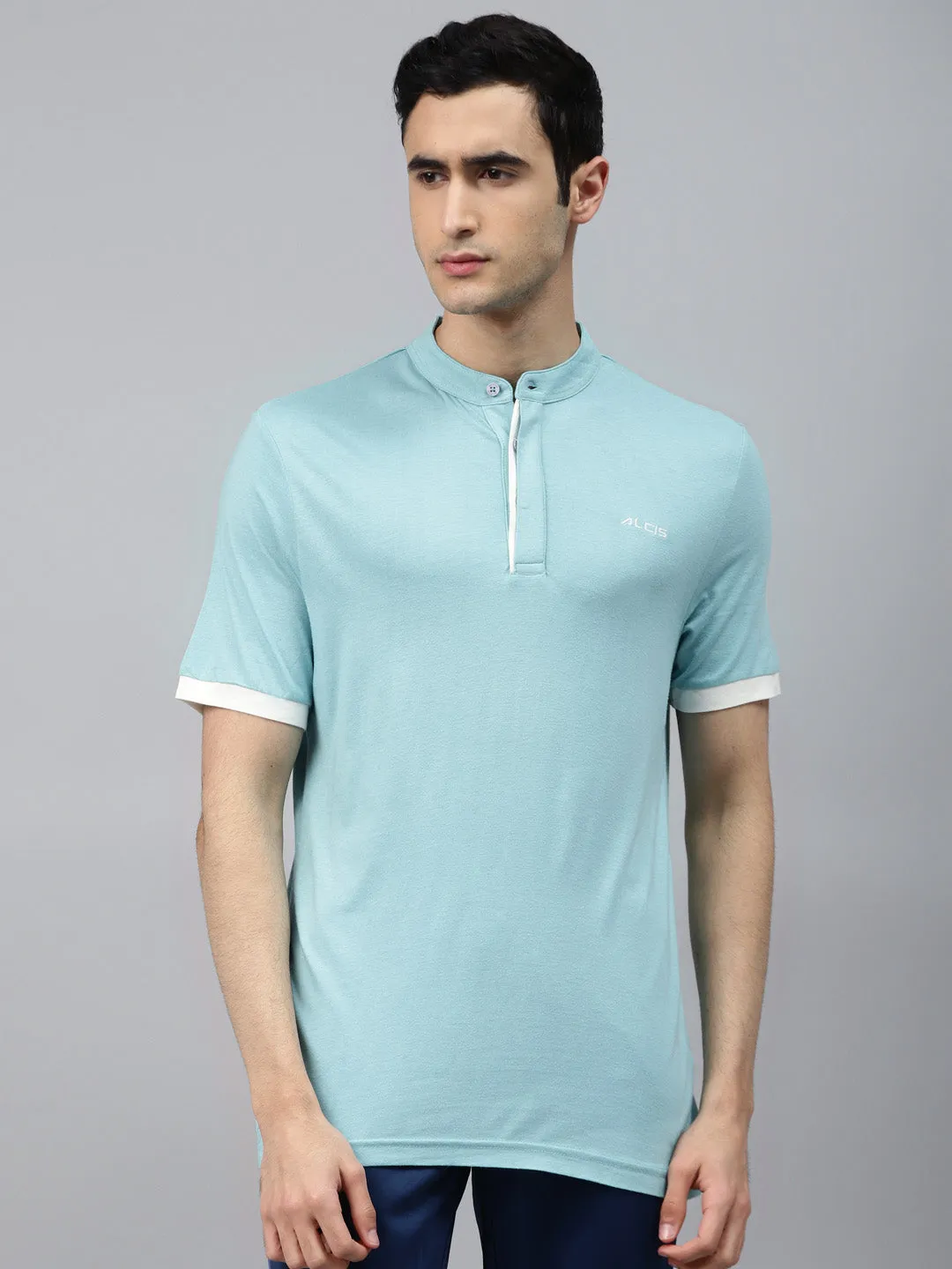 Alcis Men Blue Solid Mandarin Collar T-shirt Aura Core