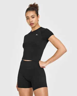 Saga Vibe Air Flow Go To Seamless Fitted Mid Top | Black