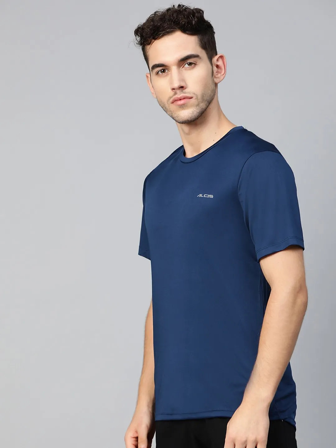 Alcis Men Navy Blue Anti-Viral Round Neck Training T-shirt HypoallergenicMaterial VentilatedMesh
