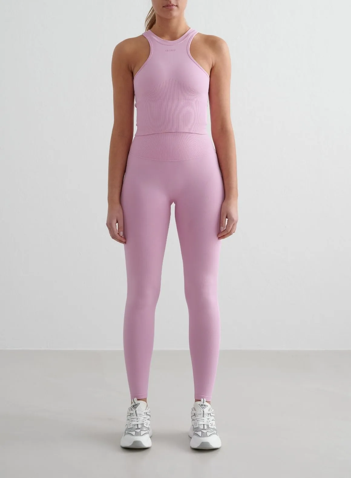 Thermal regulation Non Restrictive Cuffs Cotton Candy Shape Seamless Racerfront Top