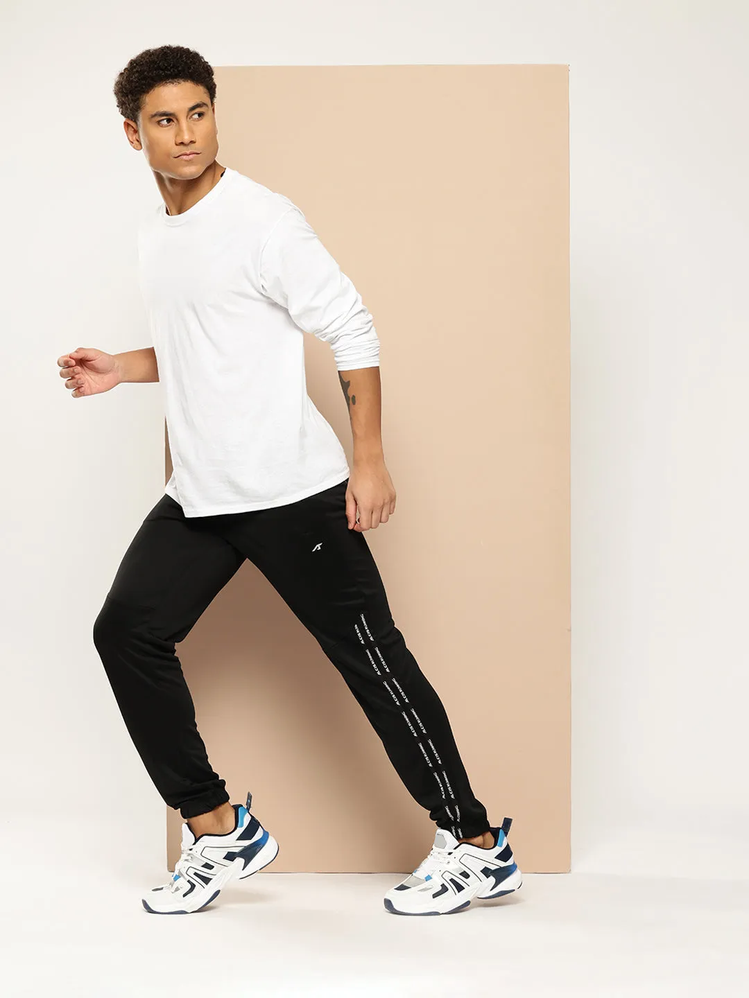 Pro Run Joggers Flexible Durability Adjustable loop