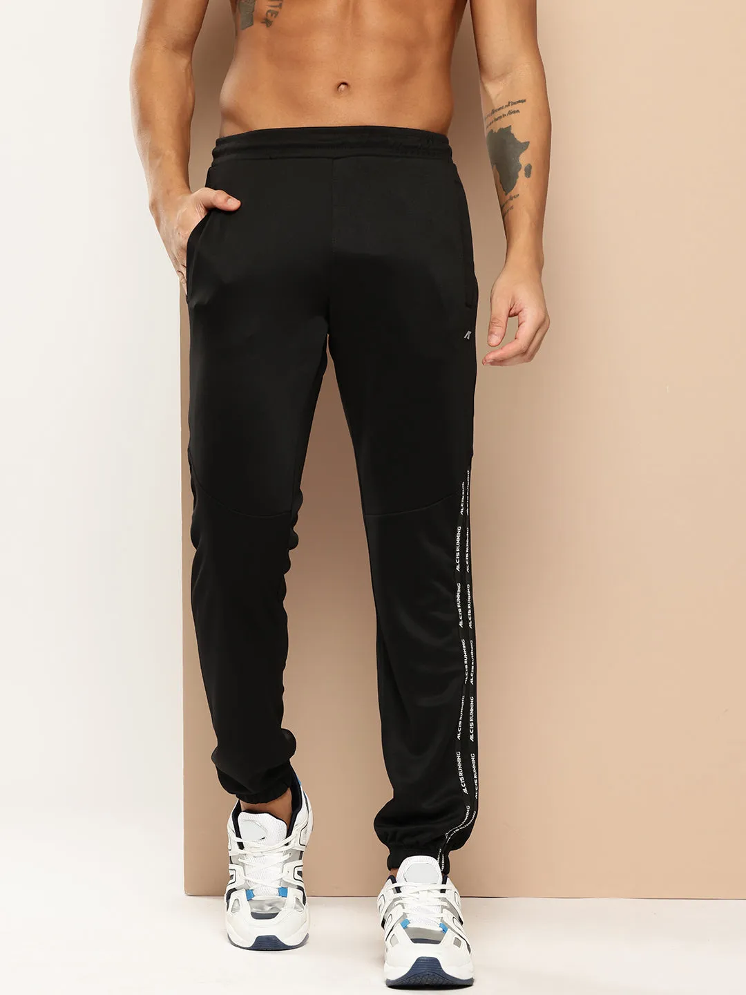 All weather ThermalRegulation Pro Run Joggers