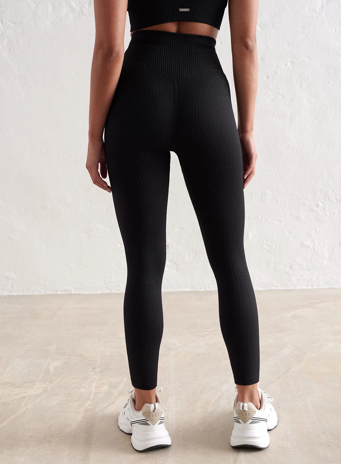Black Ribbed Seamless Petite Tights Quick Dry Technology Unisex Style Travel Outfit