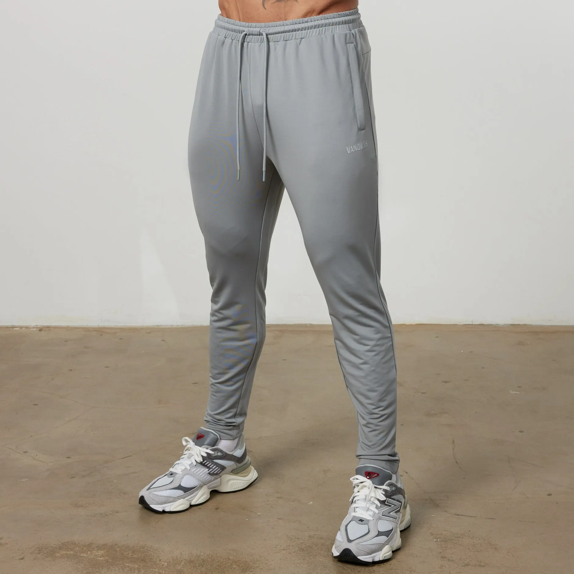 Low Profile Design TaglessDesign Vanquish Essential Steel Grey Performance Sweatpants