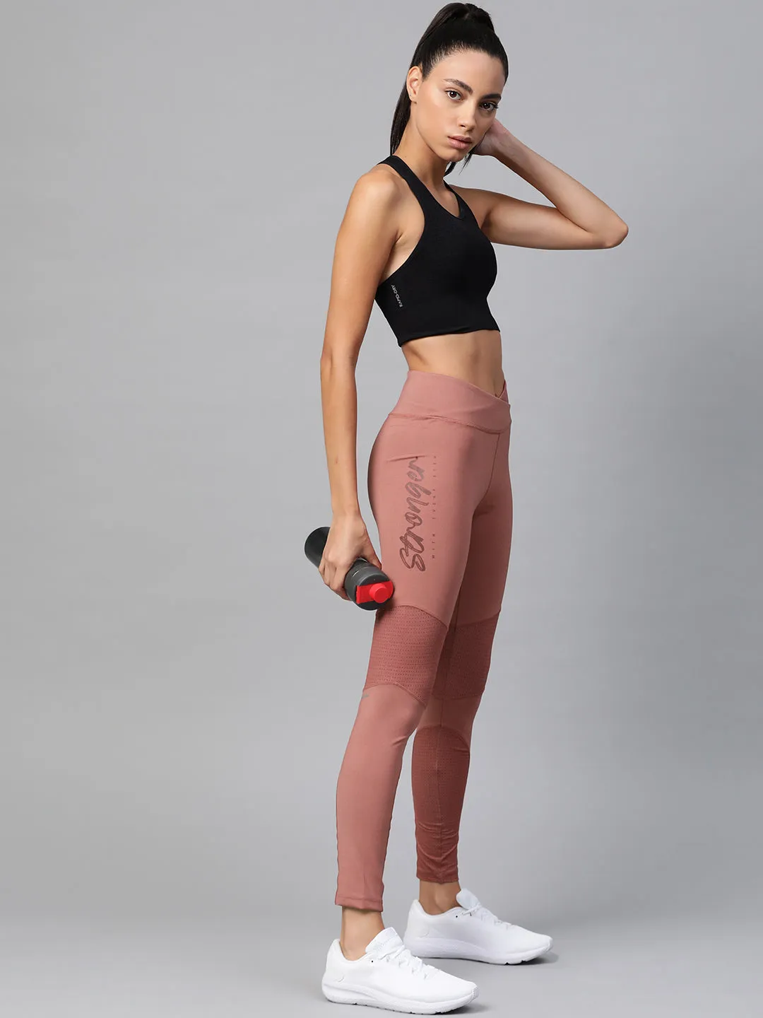 Alcis Women Peach-Coloured Printed Detail Cropped Tights Move Ease Maternity Wear Wrinkle Resistant