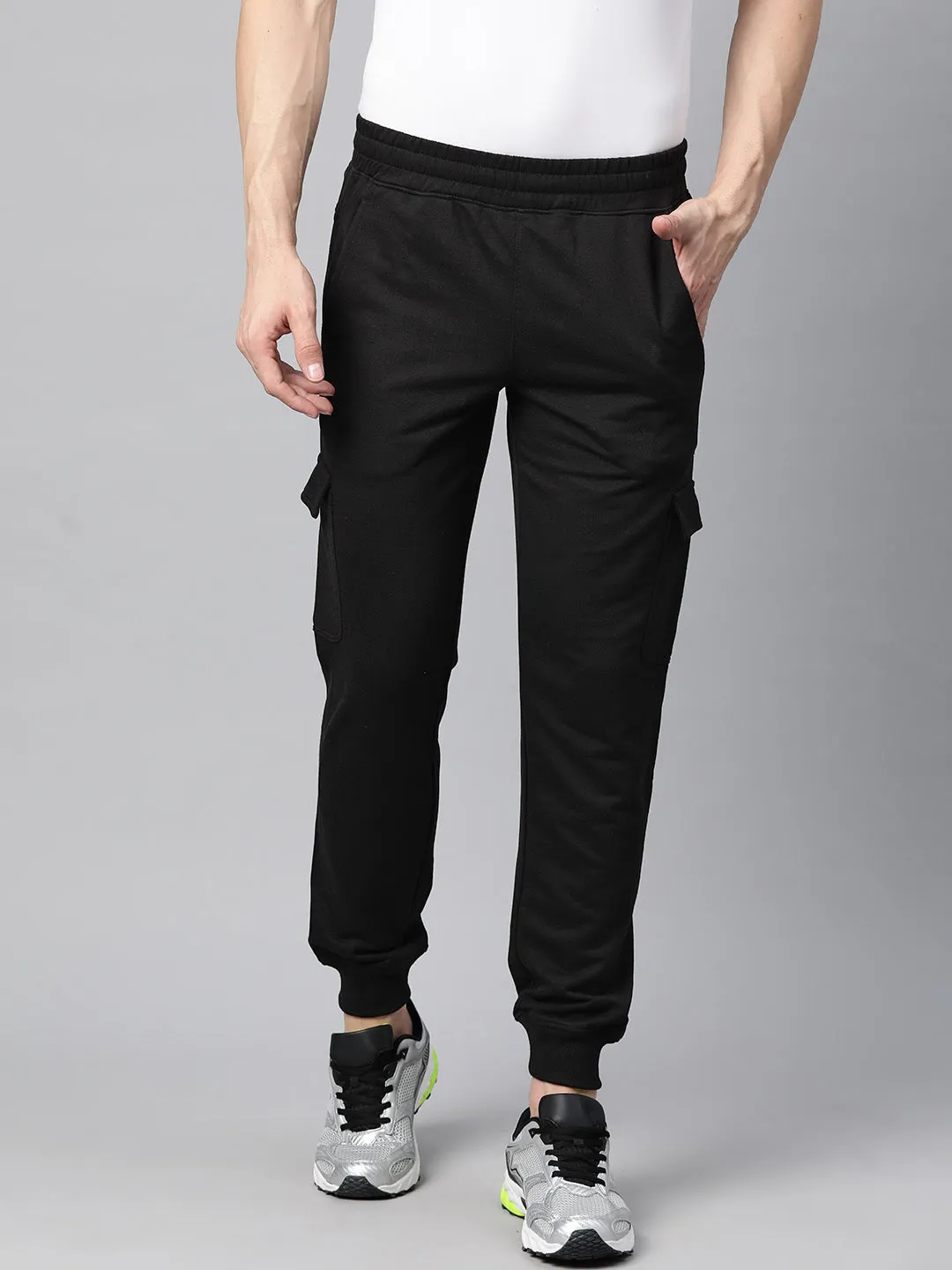 Flowy legs Alcis Men Mid-rise Solid Joggers Track Pants