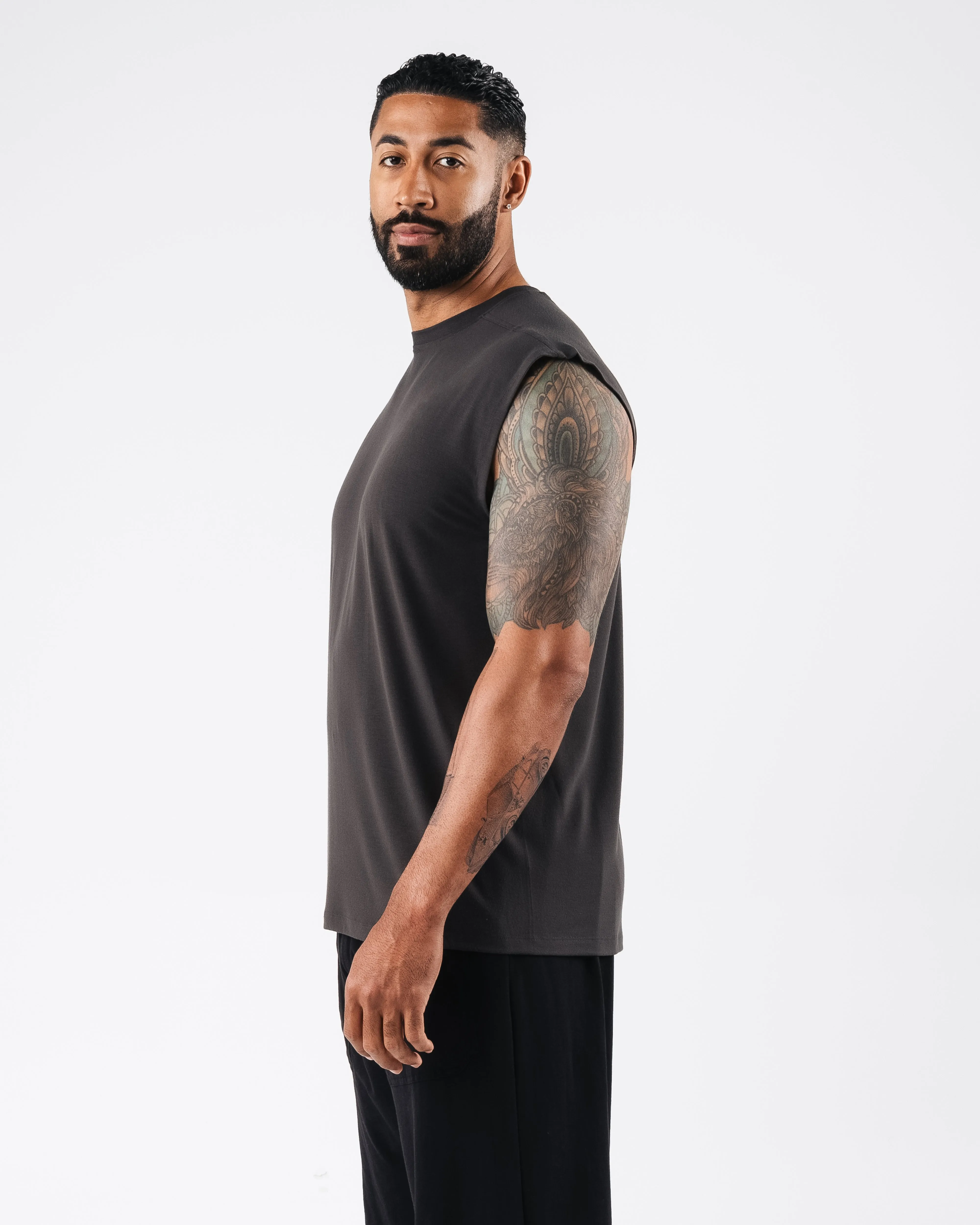 Zero Accent Tank - Dark Grey easy to transport