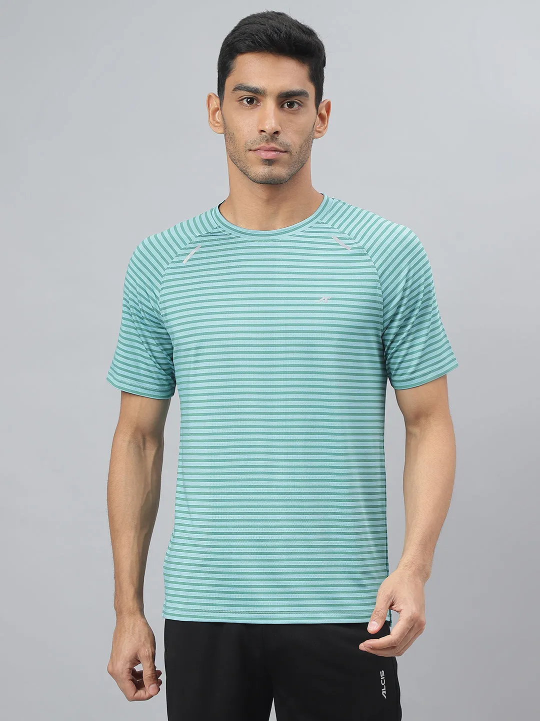 Alcis Men Agate Green Drytech  Anti-Static Slim-Fit Round Neck Running T-Shirt Fast Fit