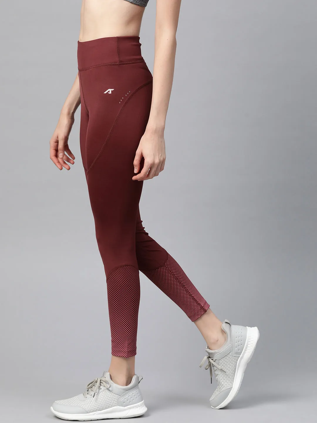 Power Fit Alcis Women Maroon Solid Cropped Tights