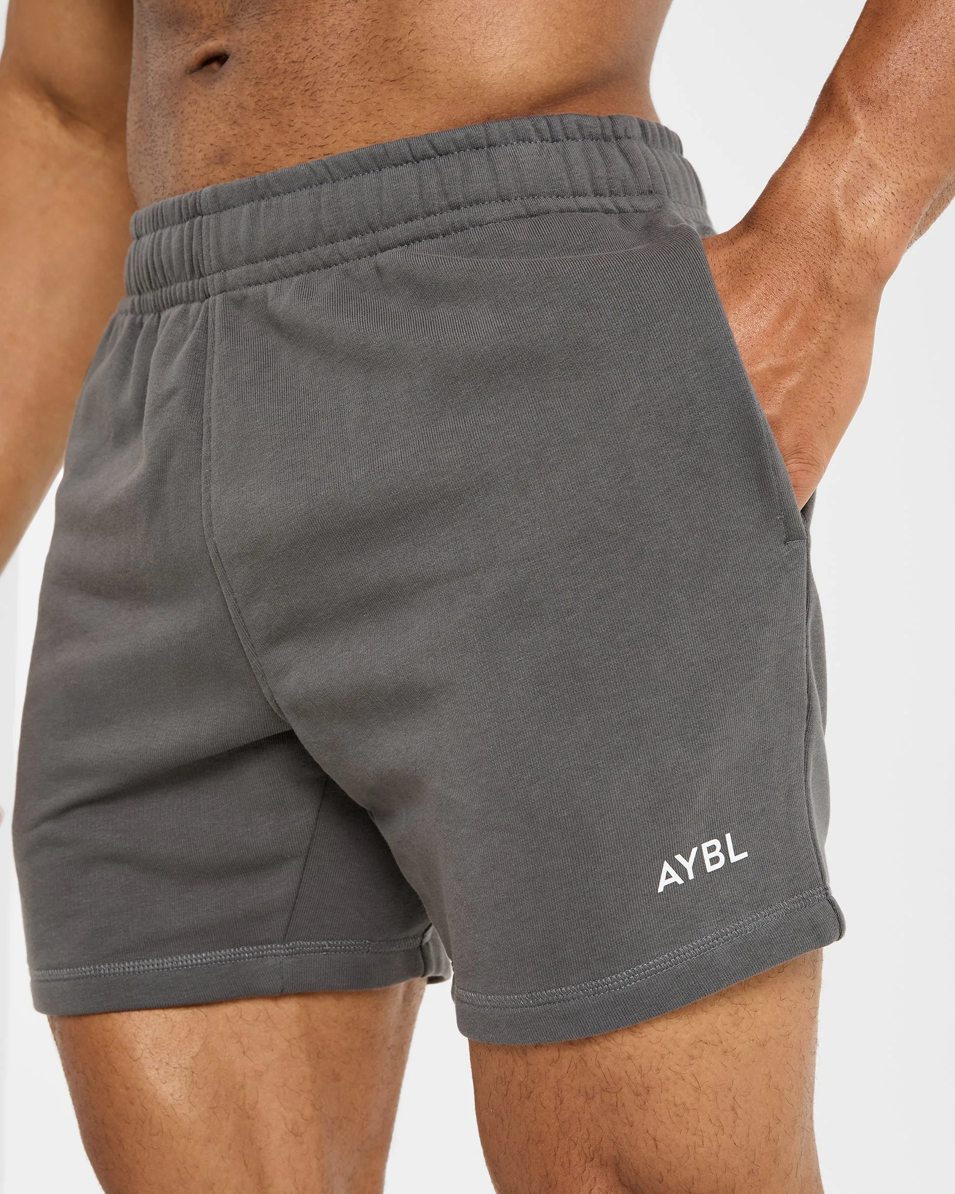 Essential Lightweight 5" Shorts - Charcoal tropical style