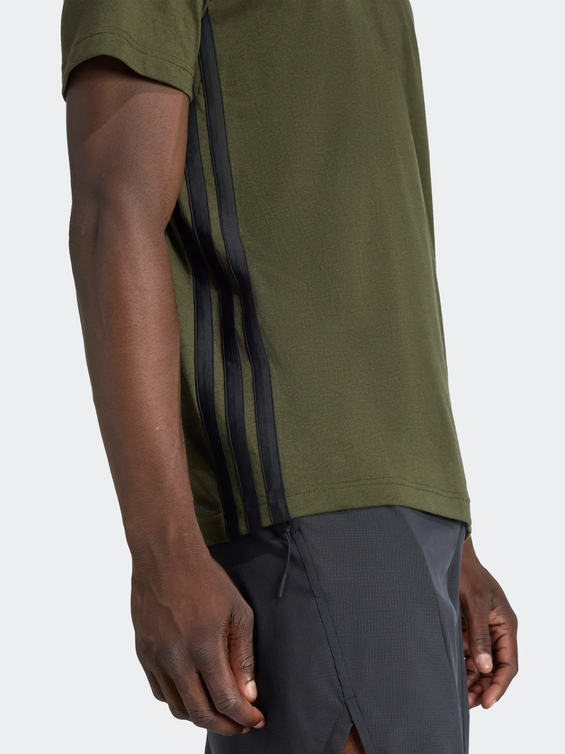 Contoured Cuff Design Concert wear Feelready 3-Stripes T-Shirt