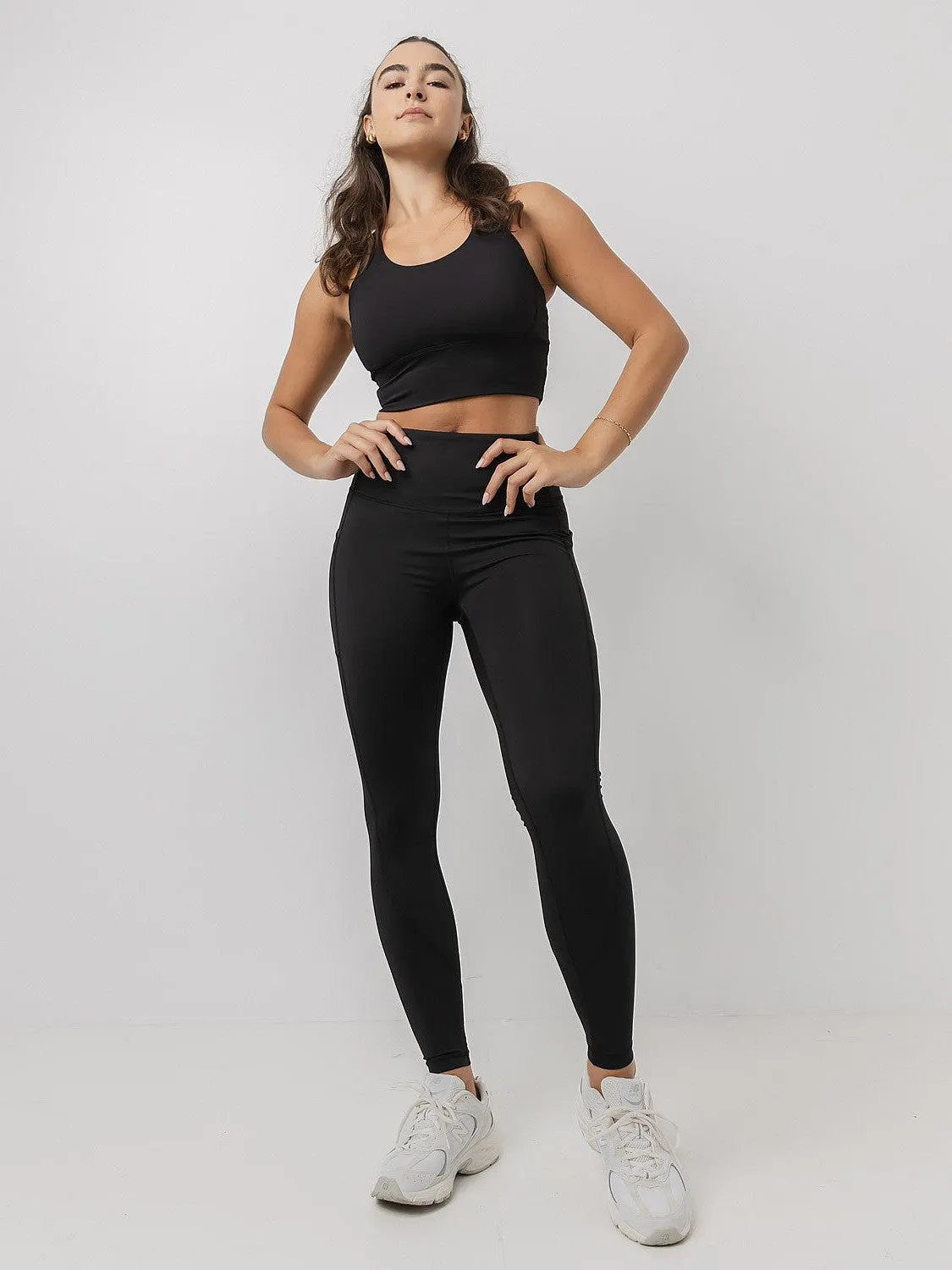 Classic Shorts Longline Sports Bra In Black