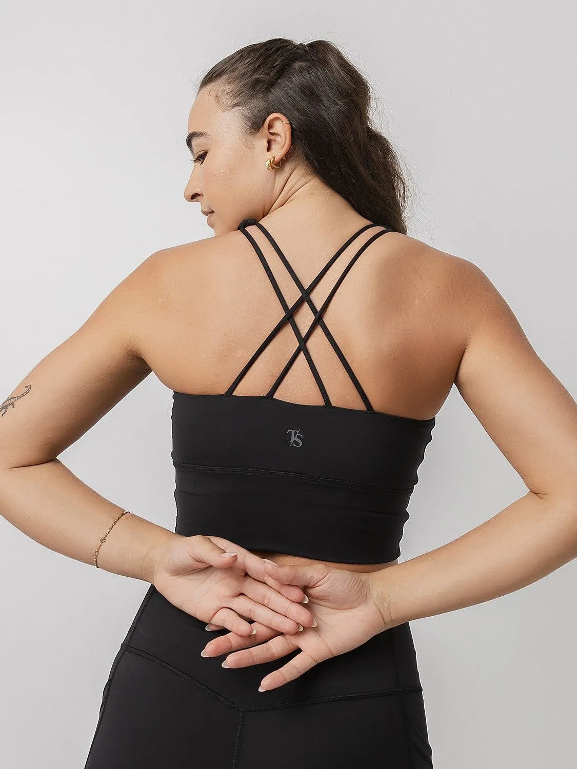 Longline Sports Bra In Black Urban Fashion