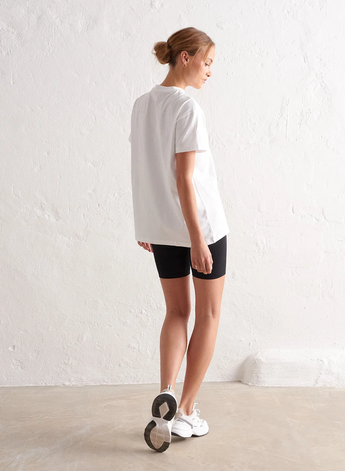 Wrinkle Resistant Finish White Boyfriend T-shirt