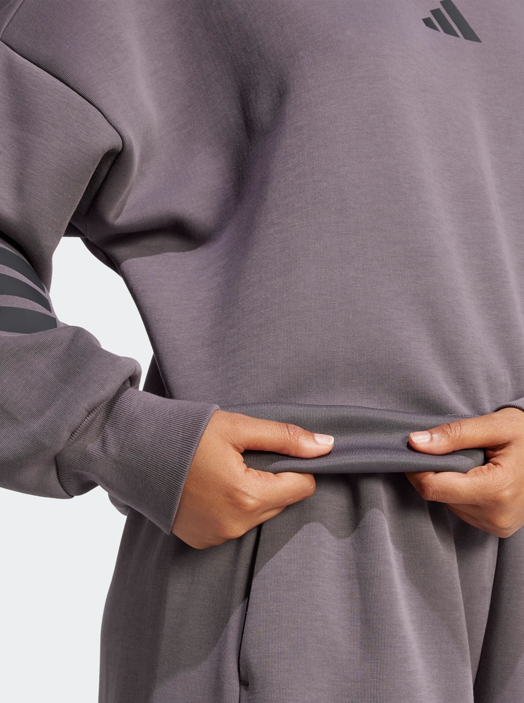 Future Icons 3-Stripes Sweatshirt Stretchable Material Active Apparel
