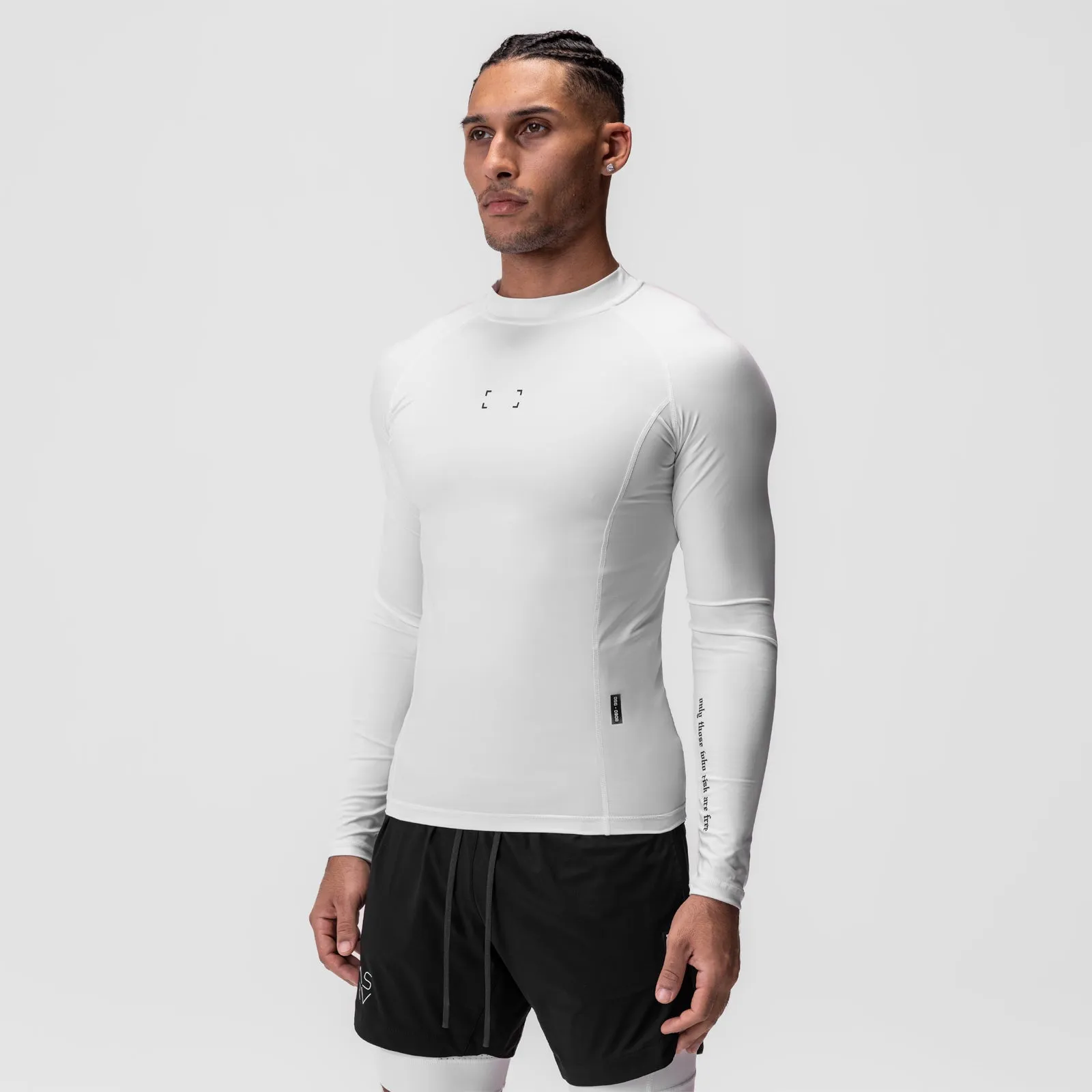 Mall 0908. WarpFlexx? Compression Mock Neck Long Sleeve - White "Space Bracket"