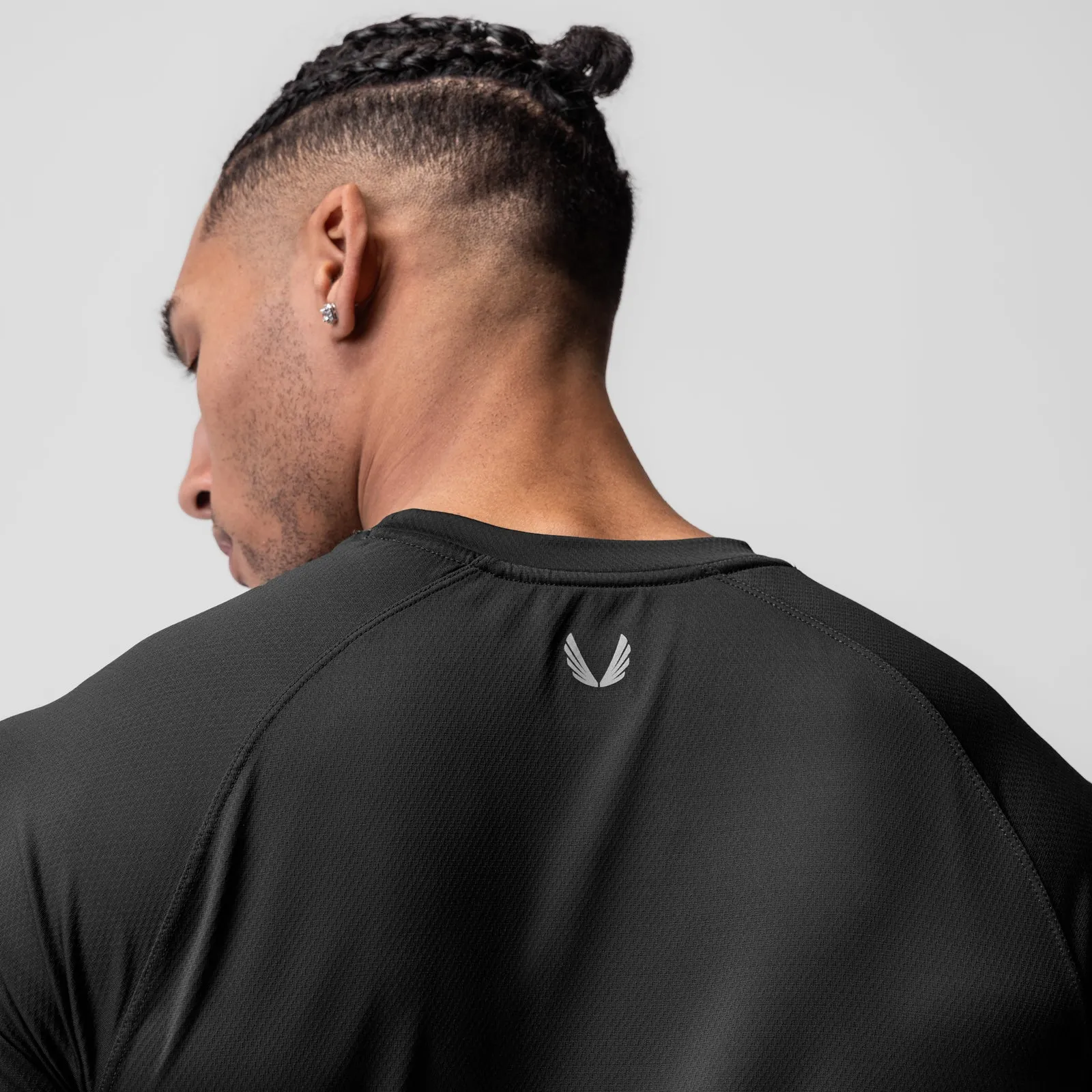 Functional Side Gussets MoistureWicking Technology 0660. AeroSilver? Established Tee - Black "ASRV"