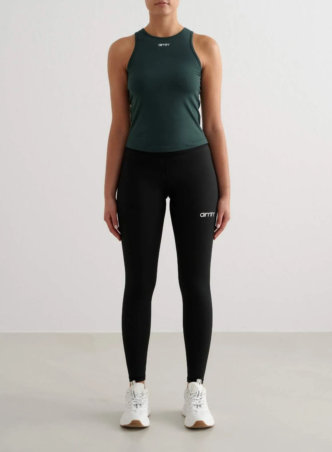 Deep Emerald Soft Basic Singlet Moisture Lock Layer