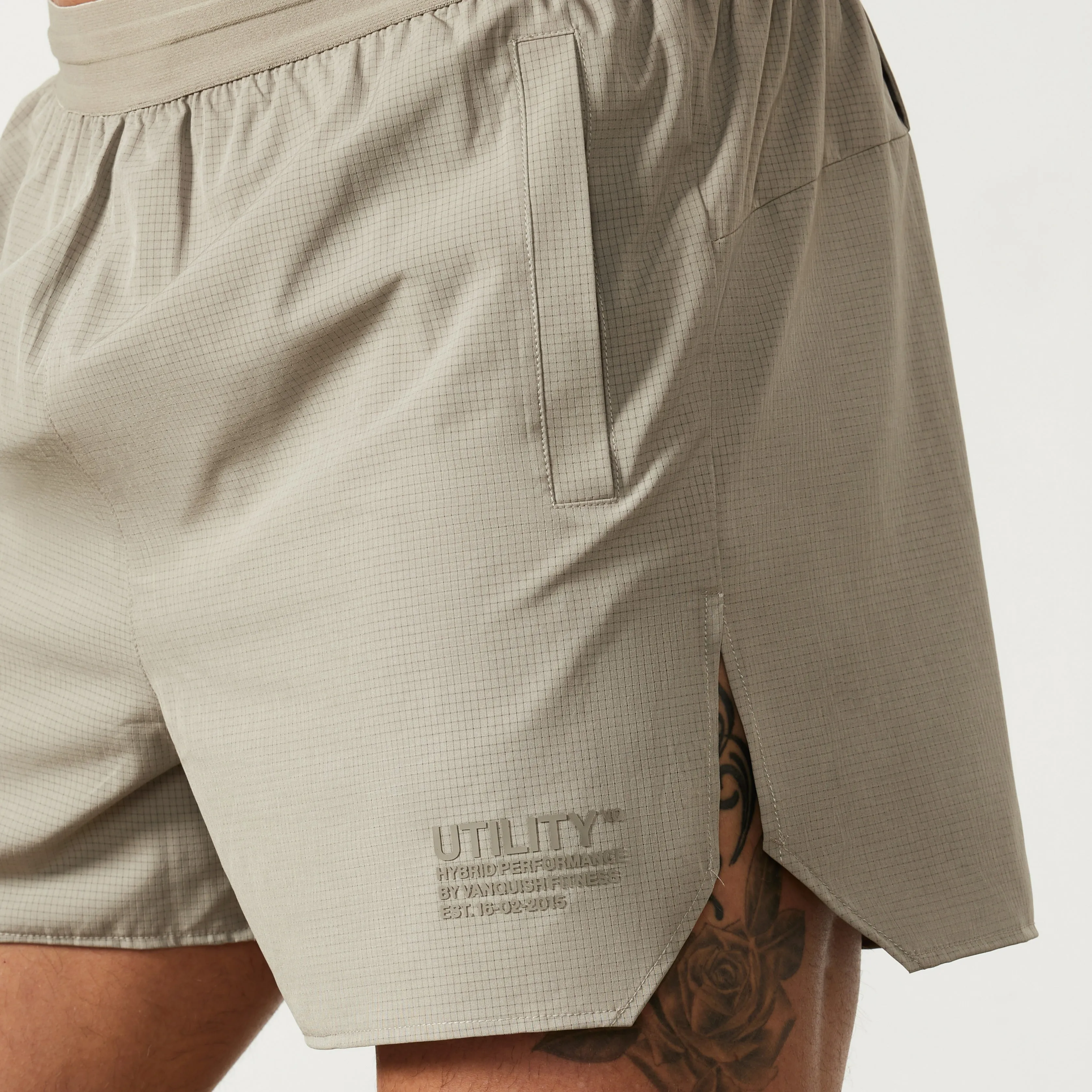jewelry Sustainable Manufacturing Vanquish Utility Stone Performance Shorts