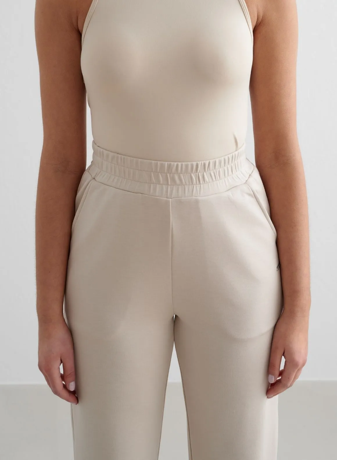 Caf?? Au Lait Comfy Modal Wide Pants AntiStaticFinish Flat Lock Stitching